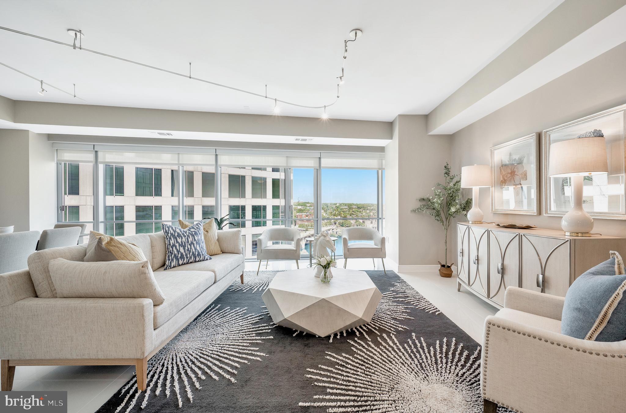 THE WATERVIEW - Residential