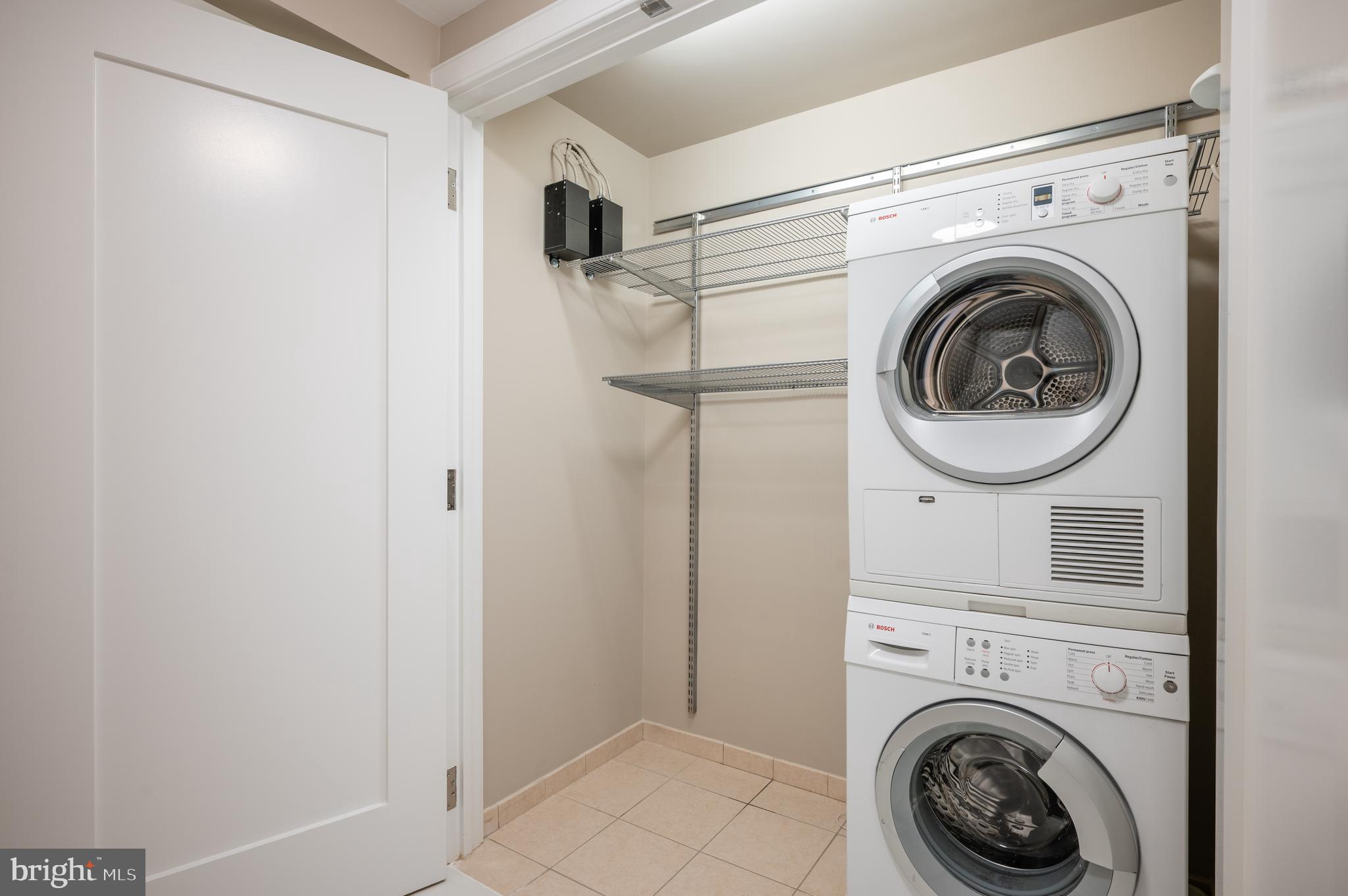 THE WATERVIEW - Residential