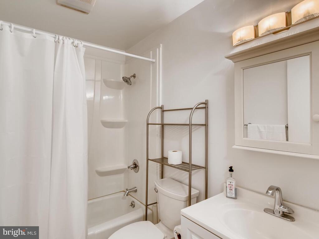 WARREN LODGE - Residential