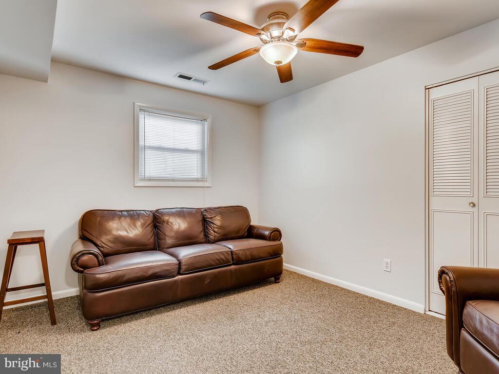 WARREN LODGE - Residential