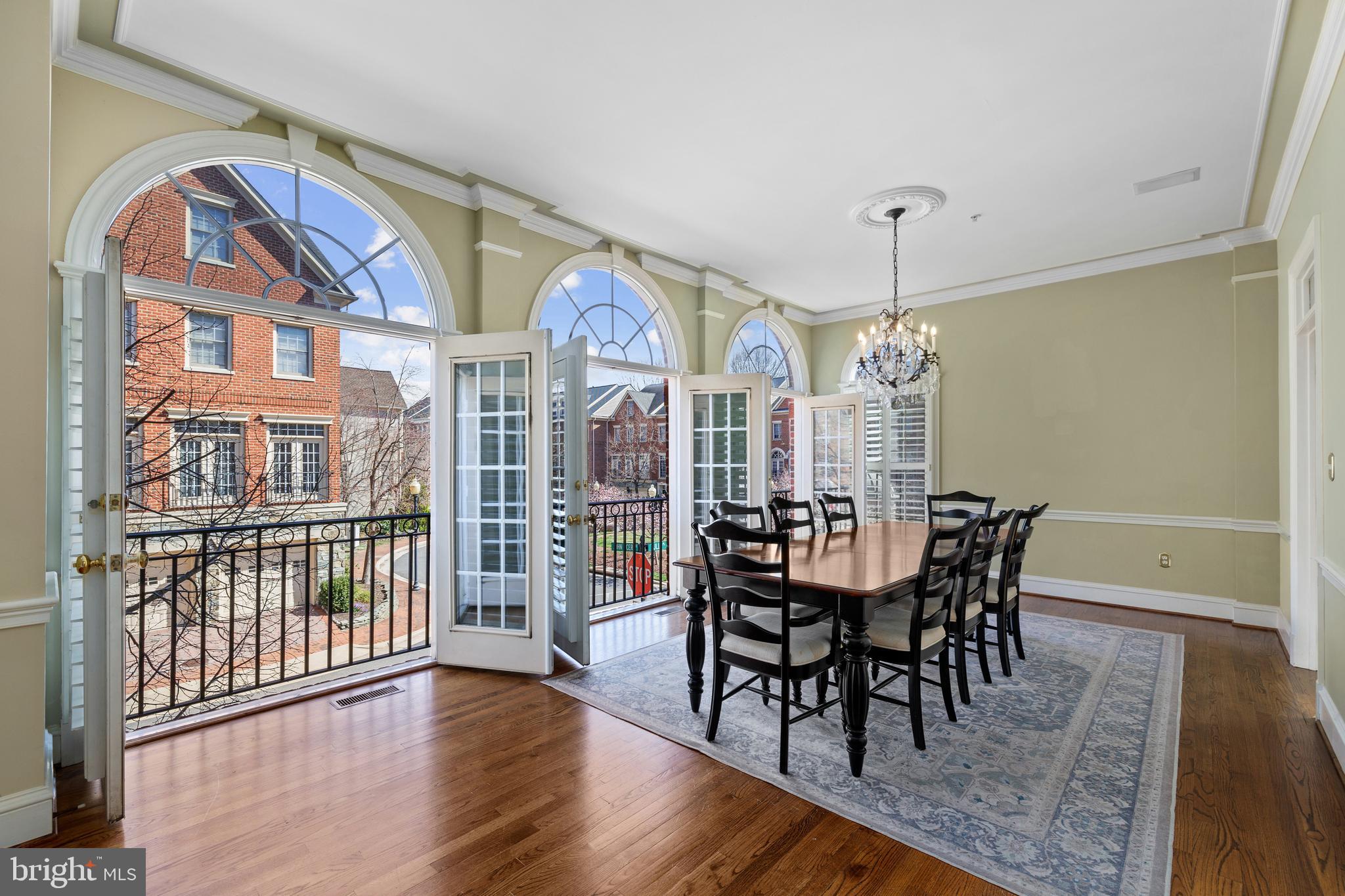 CAMERON STATION - Residential