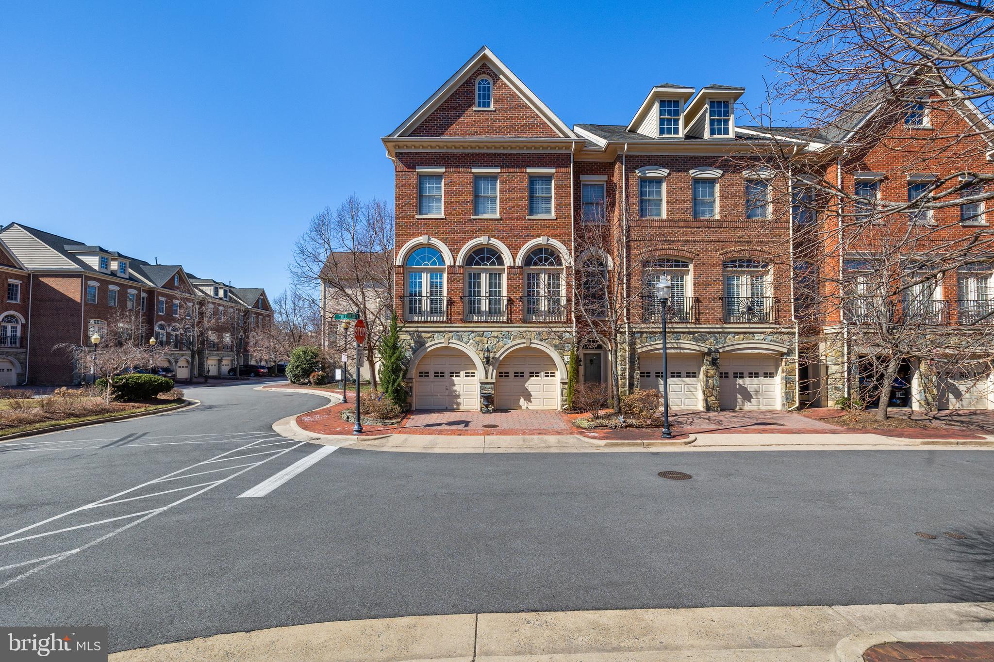 CAMERON STATION - Residential