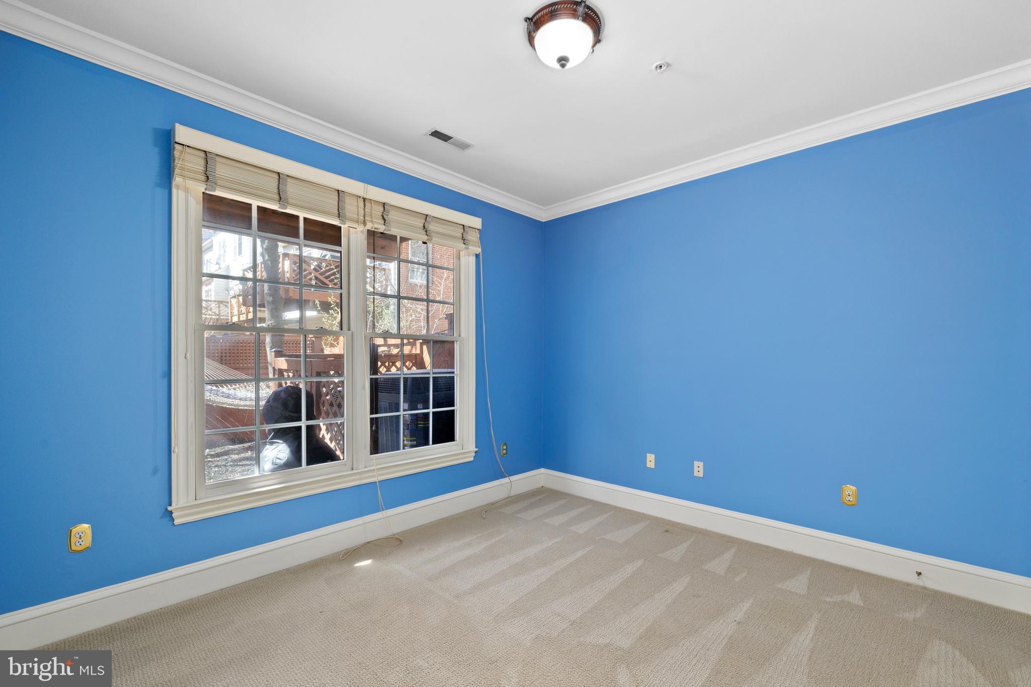 CAMERON STATION - Residential