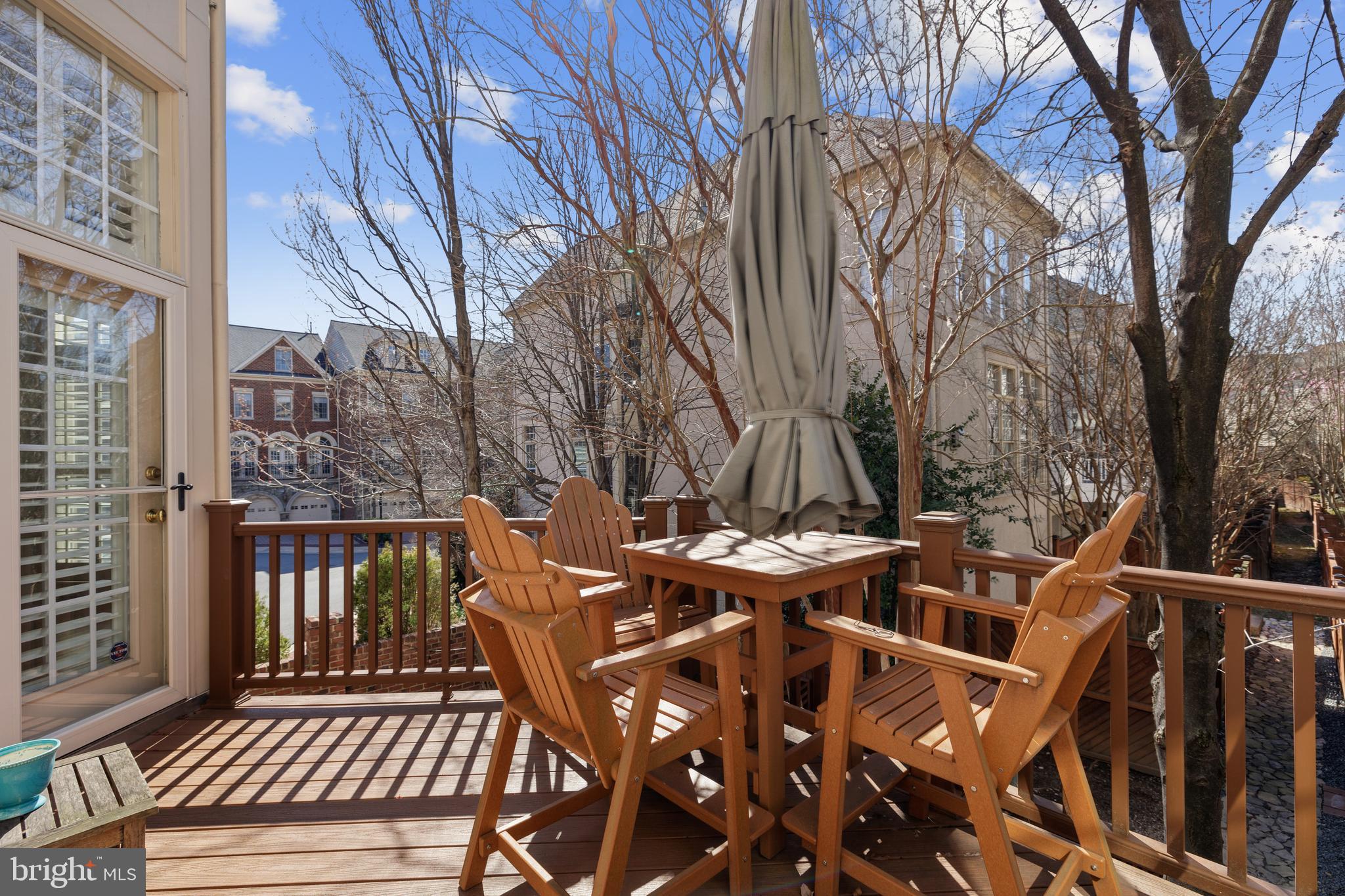 CAMERON STATION - Residential