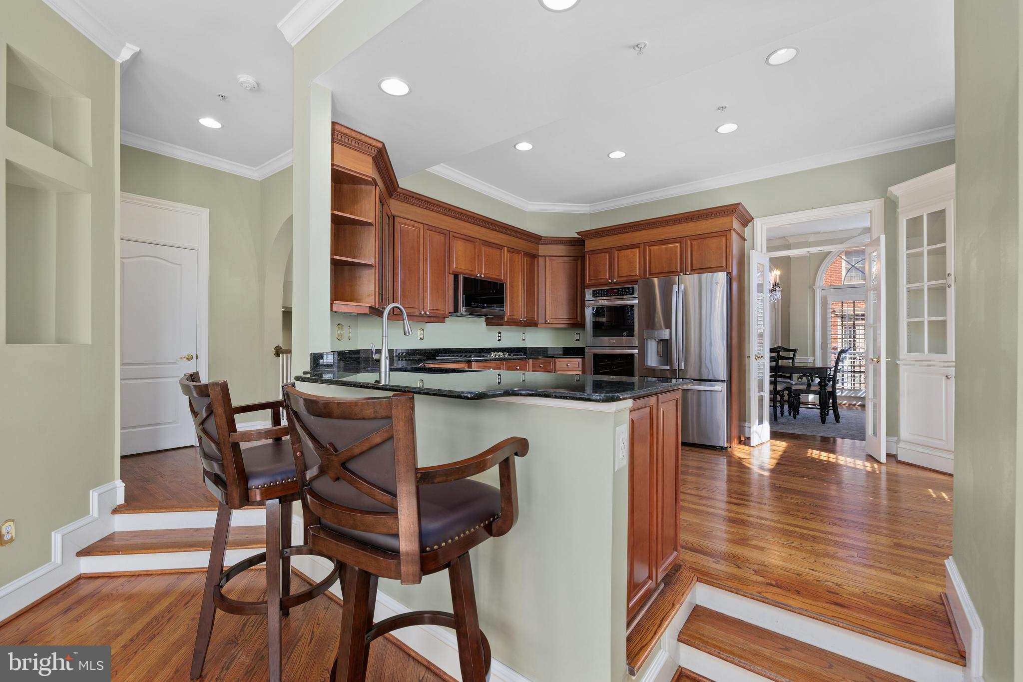 CAMERON STATION - Residential