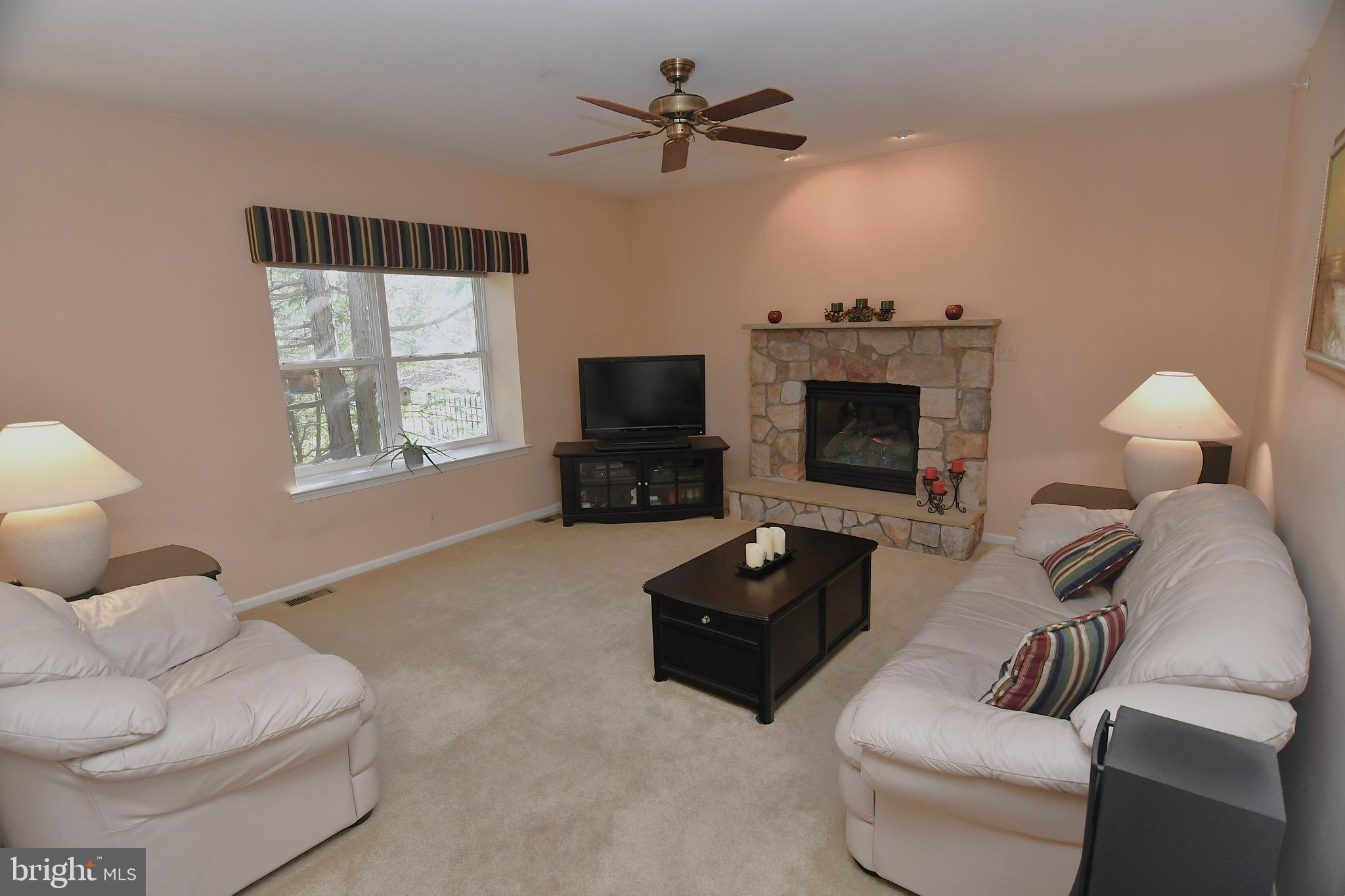 ARBOR RIDGE - Residential