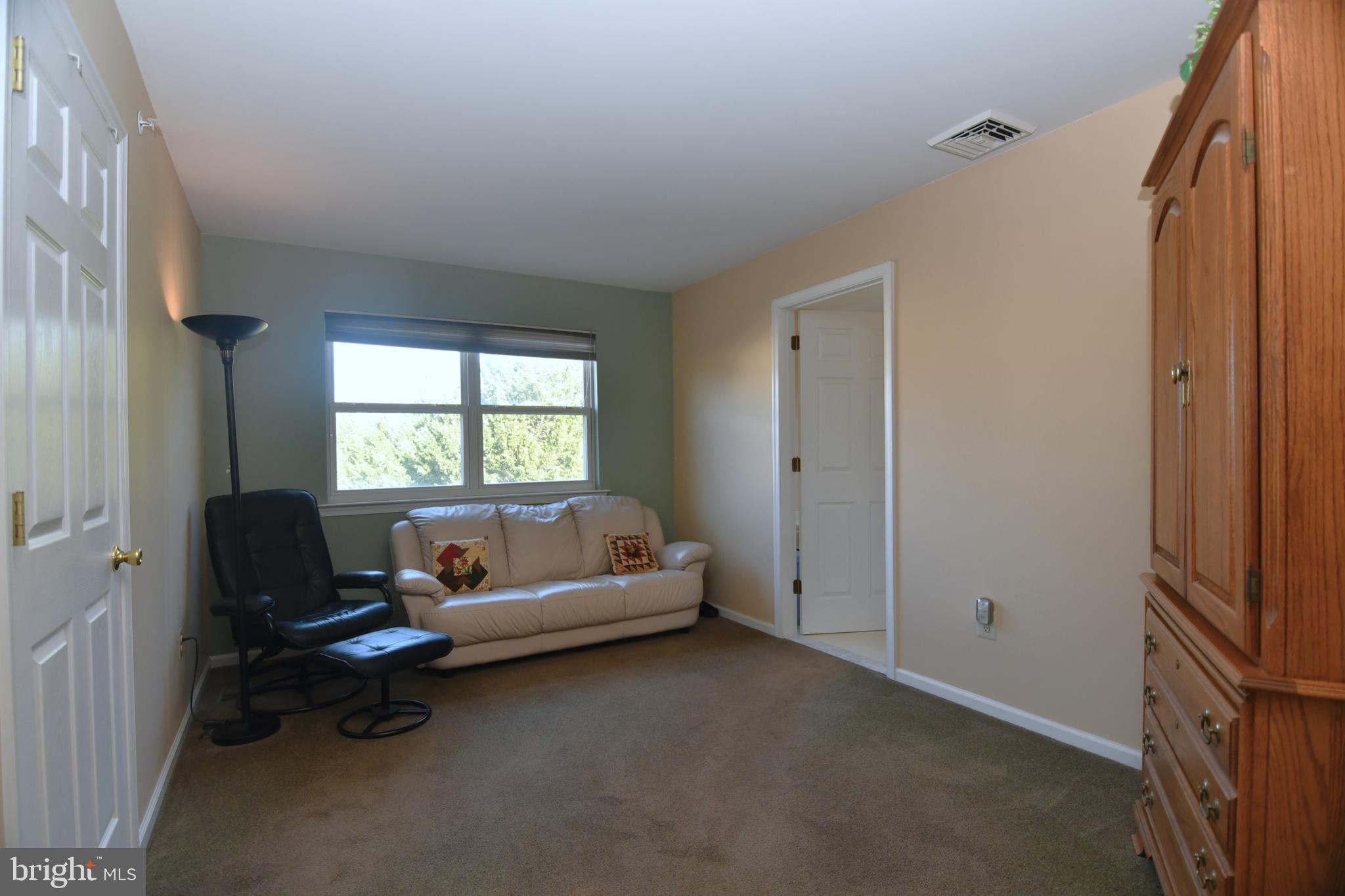 ARBOR RIDGE - Residential