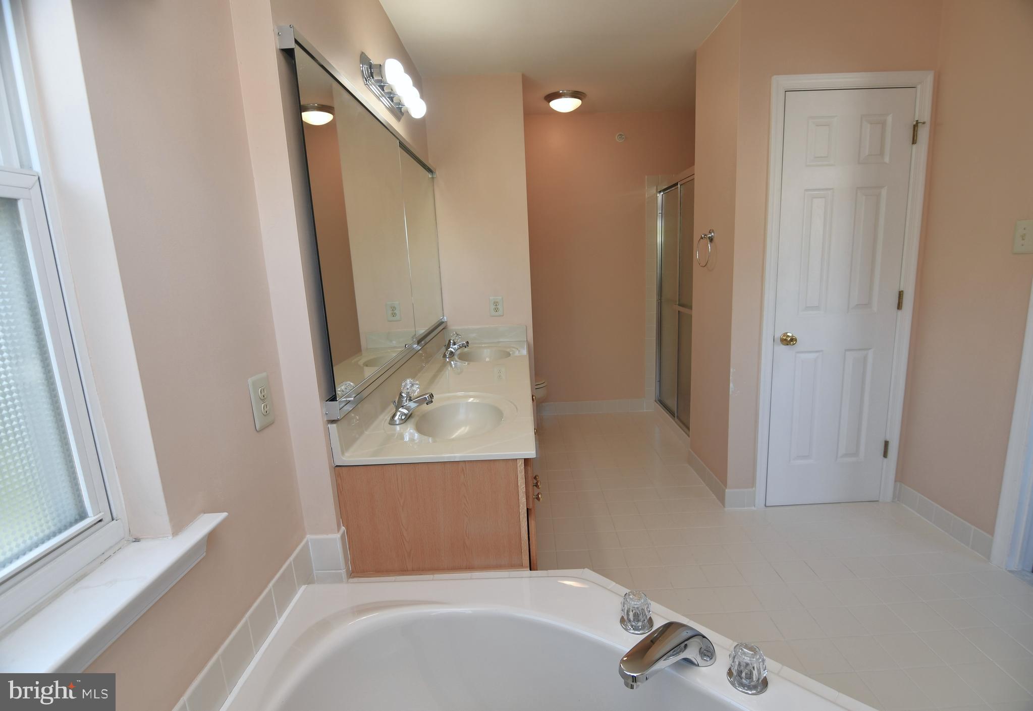 ARBOR RIDGE - Residential