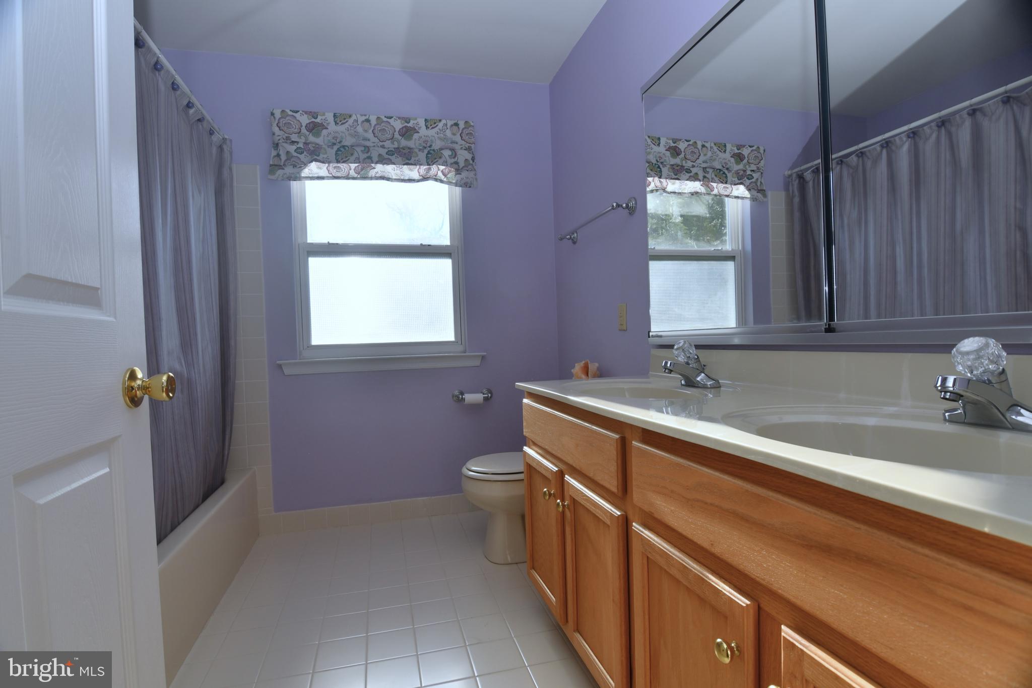 ARBOR RIDGE - Residential