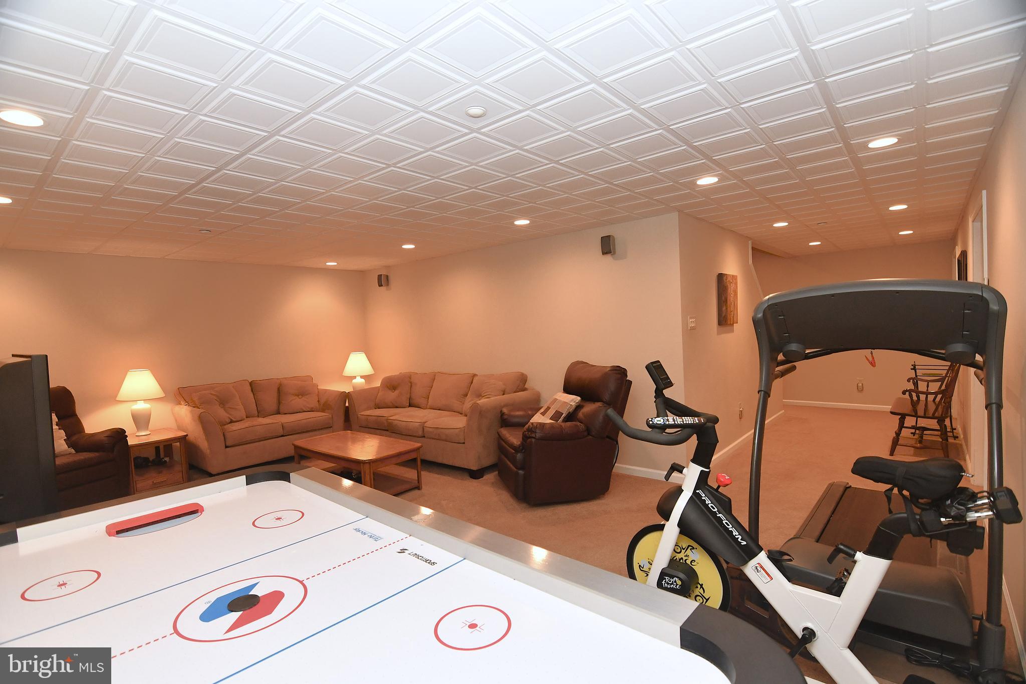 ARBOR RIDGE - Residential