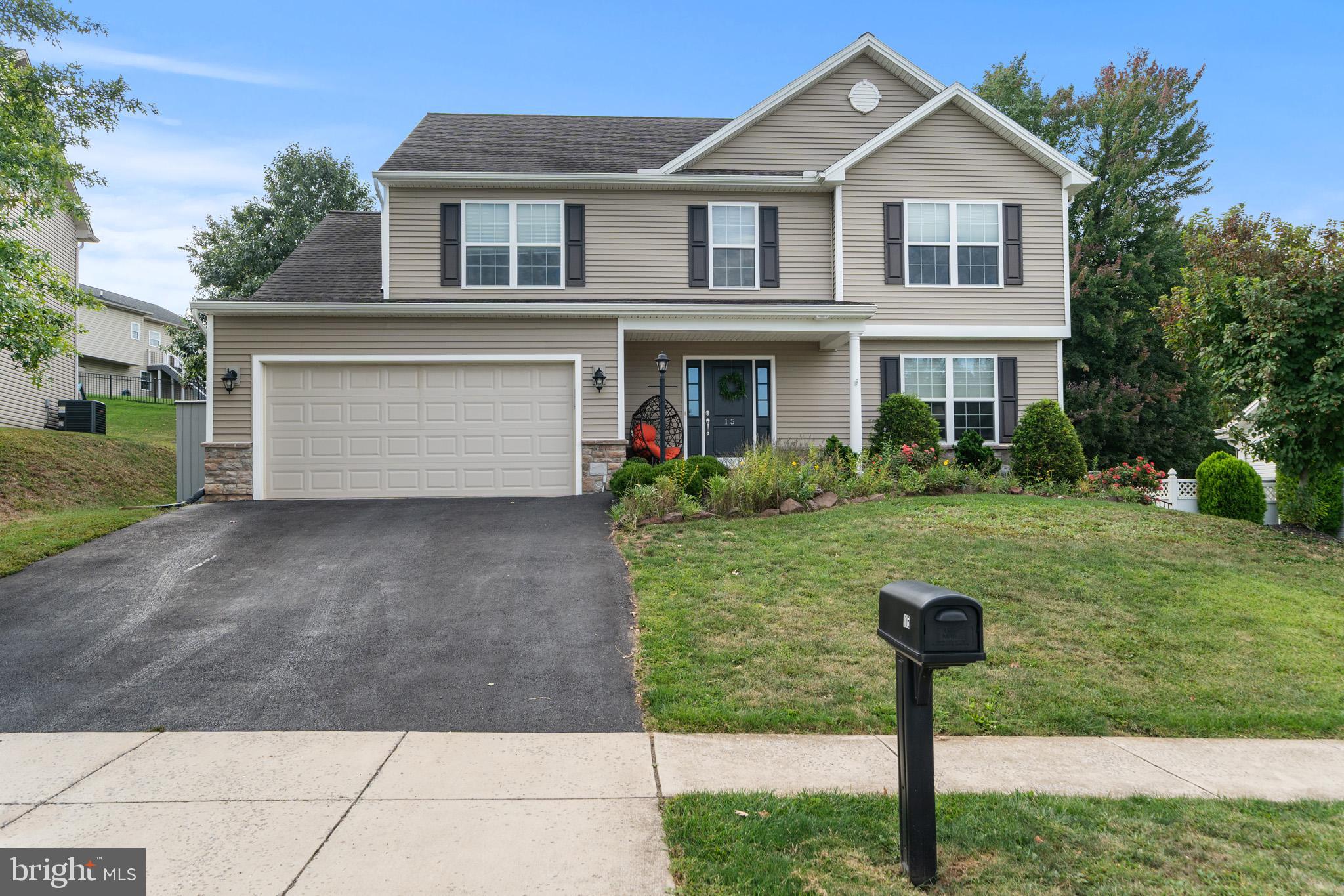 Welcome to The Woods in Newberry Township! This 4-bedroom, 2.5-bath traditional home offers over 2,100 sq. ft. of finished living space and is move-in ready. Built in 2017 the property blends modern comforts with a functional layout designed for today’s lifestyle.
Step inside to find an open-concept kitchen and breakfast area flowing into a cozy family room—perfect for gatherings. The main level also features a formal dining room, spacious living room, and convenient half bath. Upstairs, the generous primary suite includes a private bath and walk-in closet, while three additional bedrooms and a full hall bath provide ample room for family or guests. Laundry is also located on the upper level for added convenience.
The lower level adds a large recreation room and utility space, ideal for entertaining, fitness, or hobbies. Outside, enjoy a cleared 0.23-acre lot with a paved driveway and a 2-car attached garage.
Located in the West Shore School District with low HOA fees, this home offers easy access to local amenities, commuter routes, and everything York and Harrisburg have to offer.
Key Features - 4 Bedrooms, 2.5 Baths, Open Kitchen/Family Room Layout, Primary Suite with Full Bath & Dual Closets, Lower Level Recreation Room & Shop Area, 2-Car Garage & Paved Driveway, Solar Power & Back Up Supply, West Shore School District