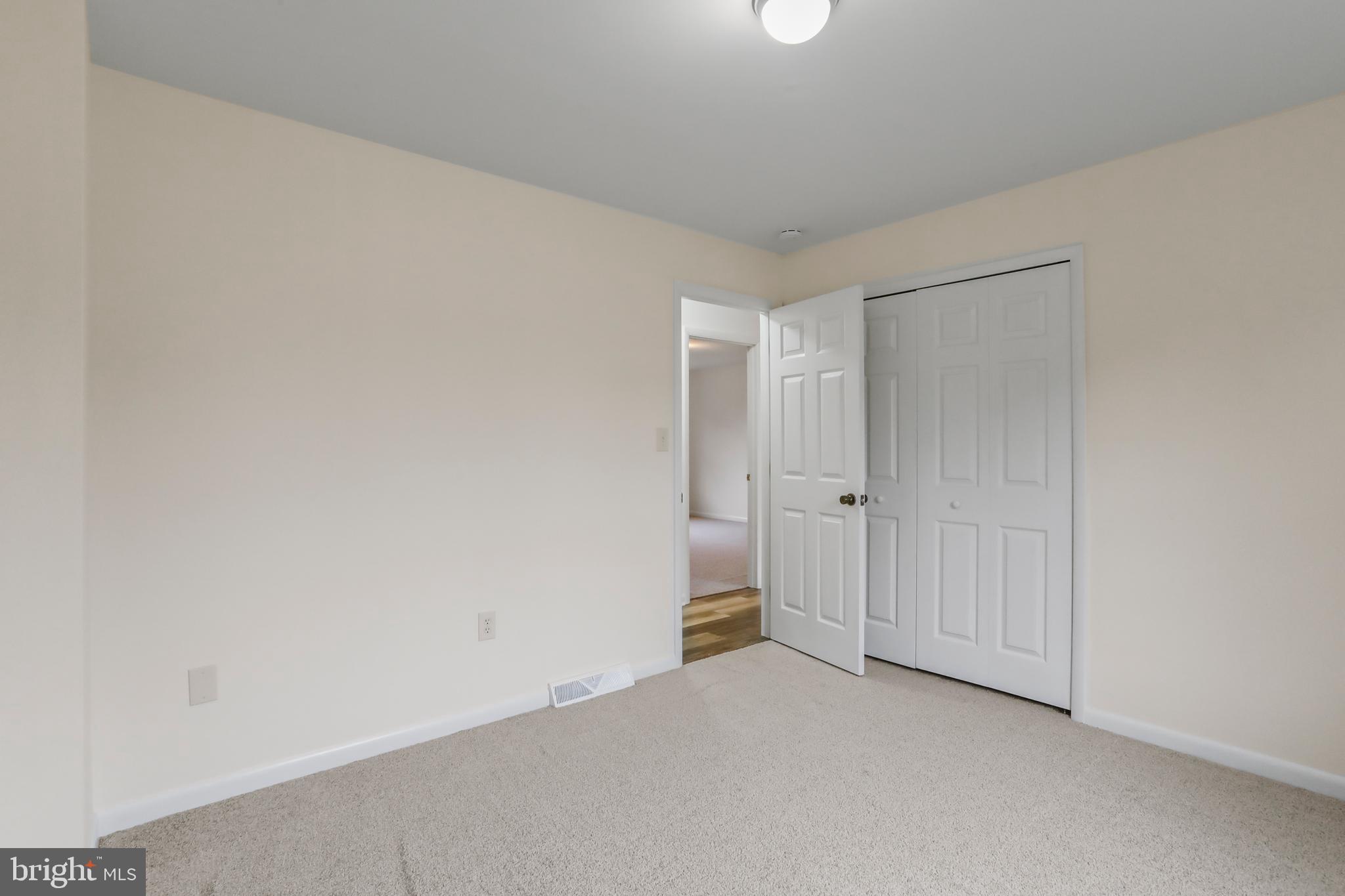 HAGERSTOWN - Residential