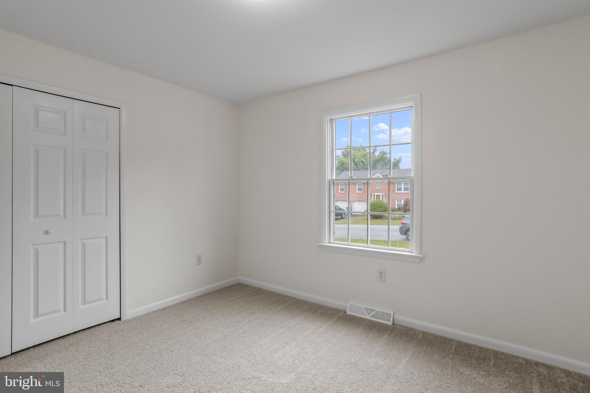 HAGERSTOWN - Residential