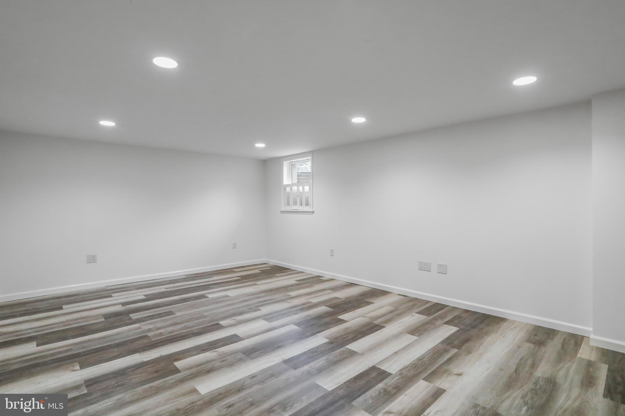 HAGERSTOWN - Residential