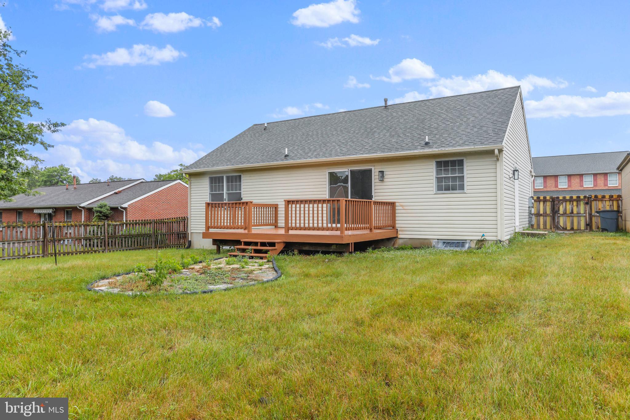 HAGERSTOWN - Residential