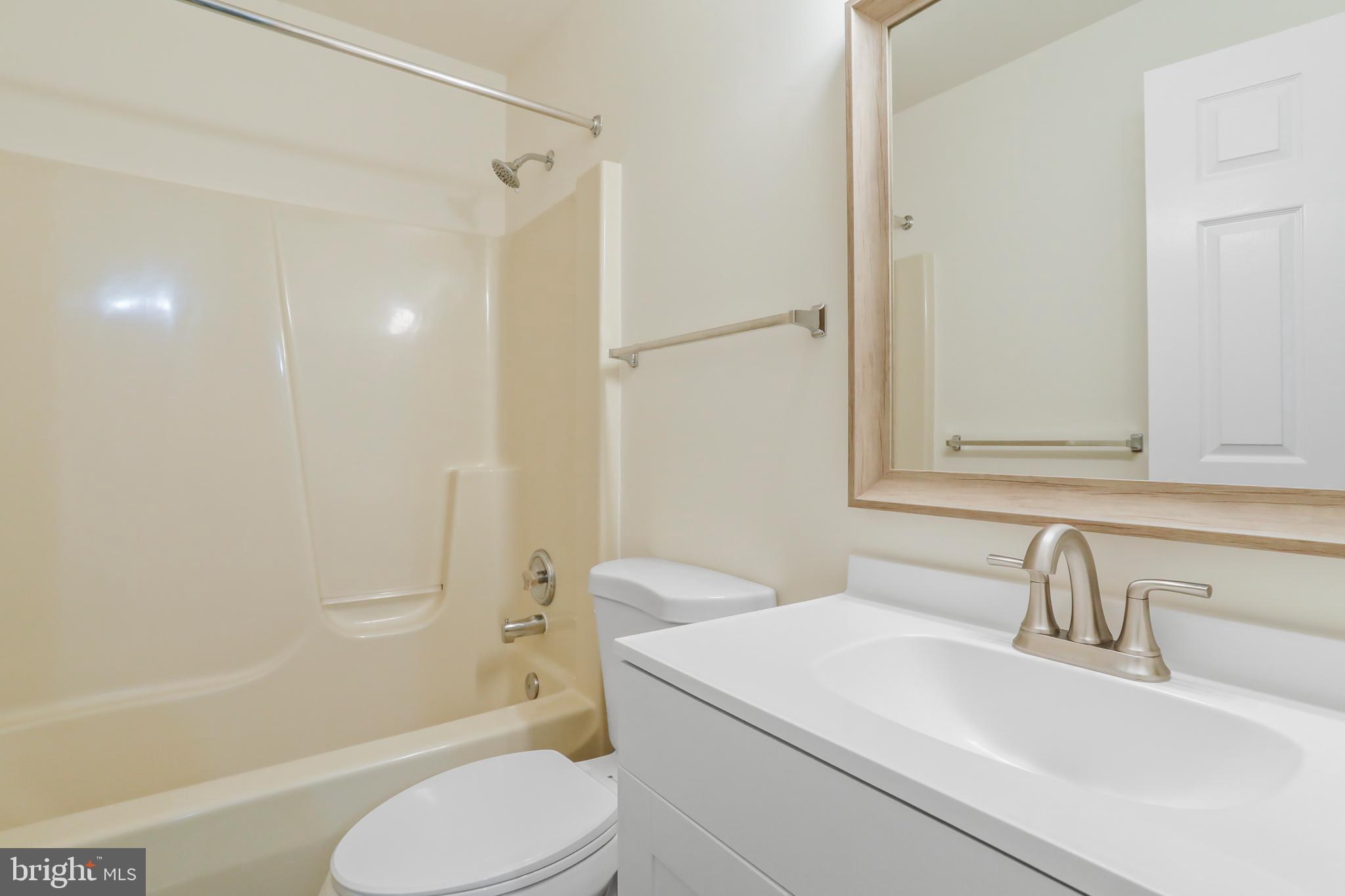 HAGERSTOWN - Residential