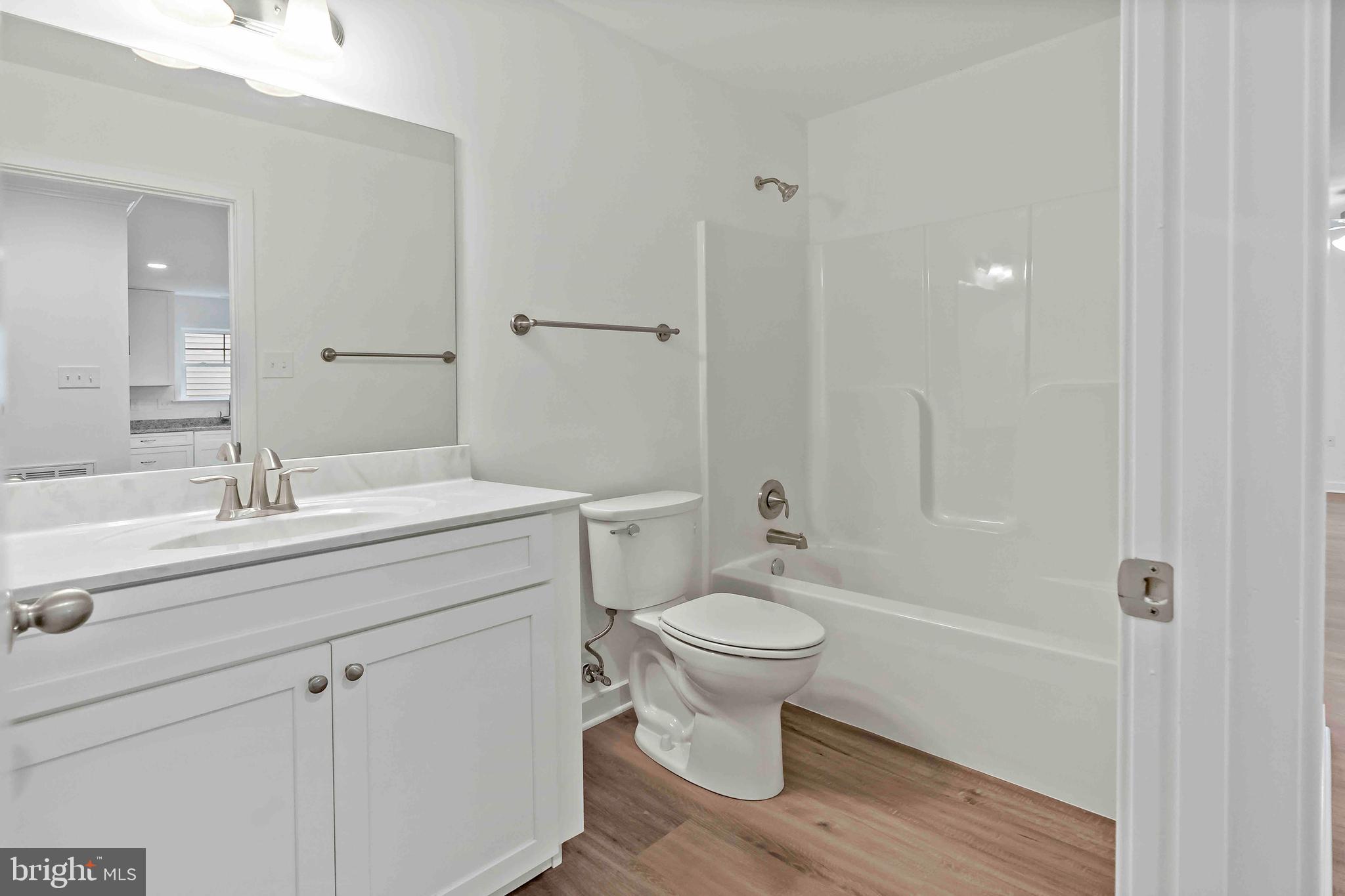 CARDINAL POINTE - Residential