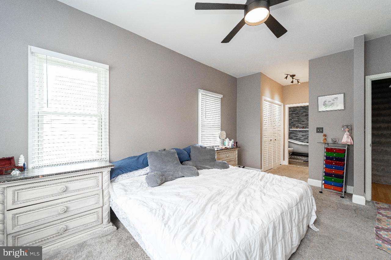 MOUNT HOLLY TERRACE - Residential