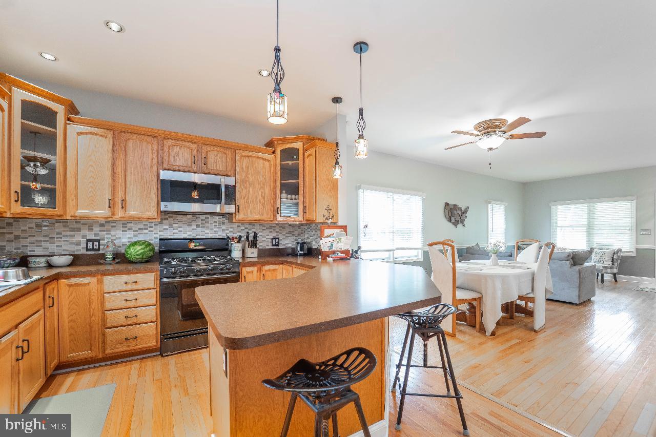 MOUNT HOLLY TERRACE - Residential