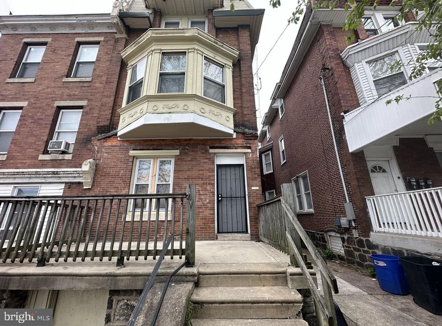 Welcome to 6341 Vine street unit #3

This unit is Section 8 approved !!

This is a great priced 1 bed 1 bathroom in West Philadelphia's Haddington area 

rent is $850/month and water is included in the rent. Renters are responsible to put electric and gas in their name 

Avalible for immediate move, this 1 bedroom has ample closet space and great lighting. 

This unit is not pet friendly and their is no laundry 

1st, last, and security are due prior to move in. 

This Property is also section 8 approved!

Any applicant over 18 years old will be required to do a credit check

water is included renters pays gas and electric 

12 Month lease only