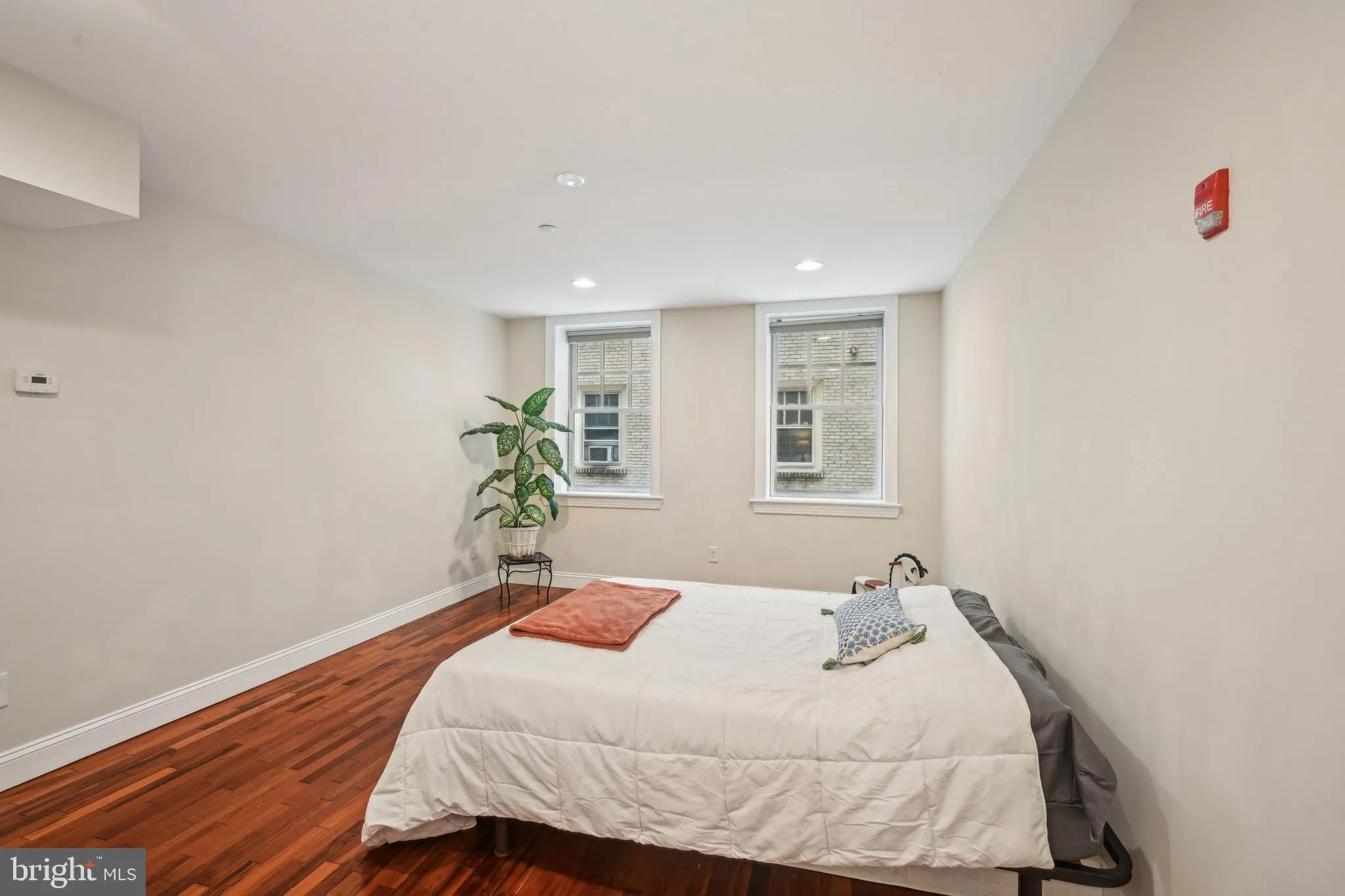 Philadelphia, Pennsylvania 19143, United States, 3 Bedrooms Bedrooms, ,2 BathroomsBathrooms,Residential,Active,84045