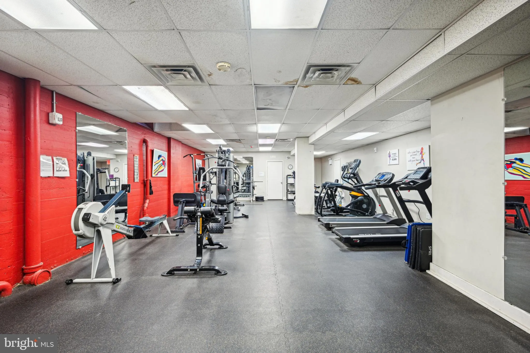 Philadelphia, Pennsylvania 19143, United States, 3 Bedrooms Bedrooms, ,2 BathroomsBathrooms,Residential,Active,84045