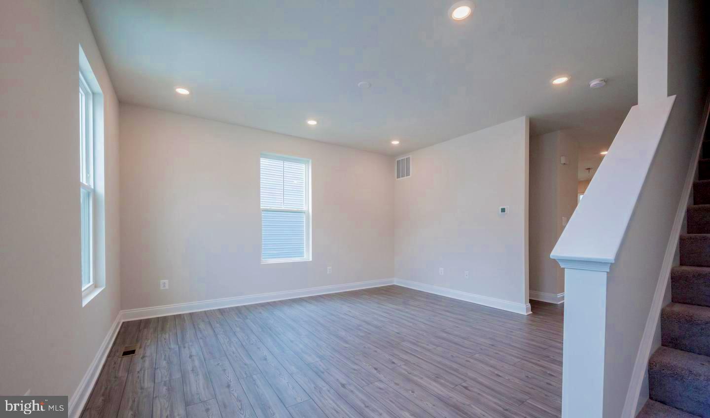 PLANTATION LAKES - Residential