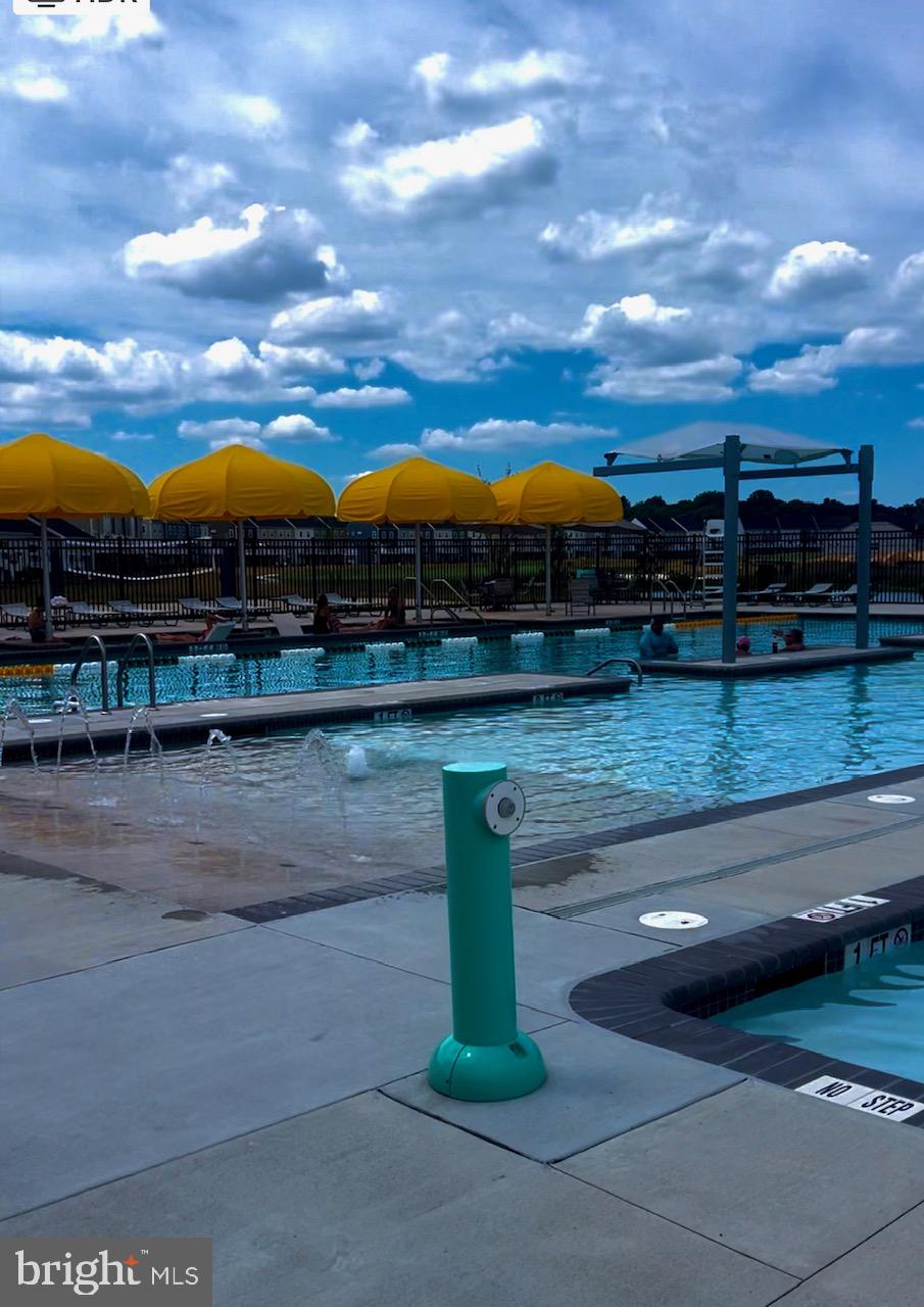 PLANTATION LAKES - Residential