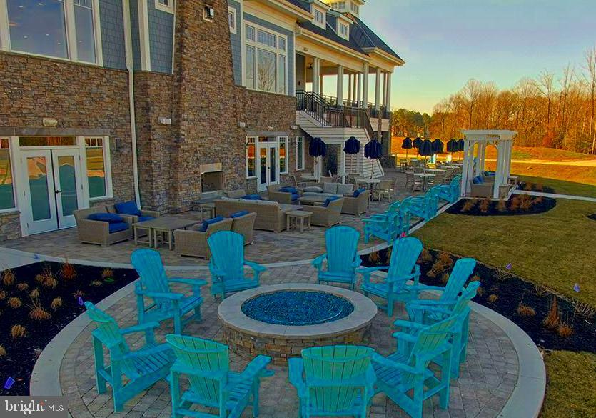 PLANTATION LAKES - Residential