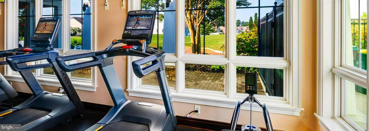 PLANTATION LAKES - Residential