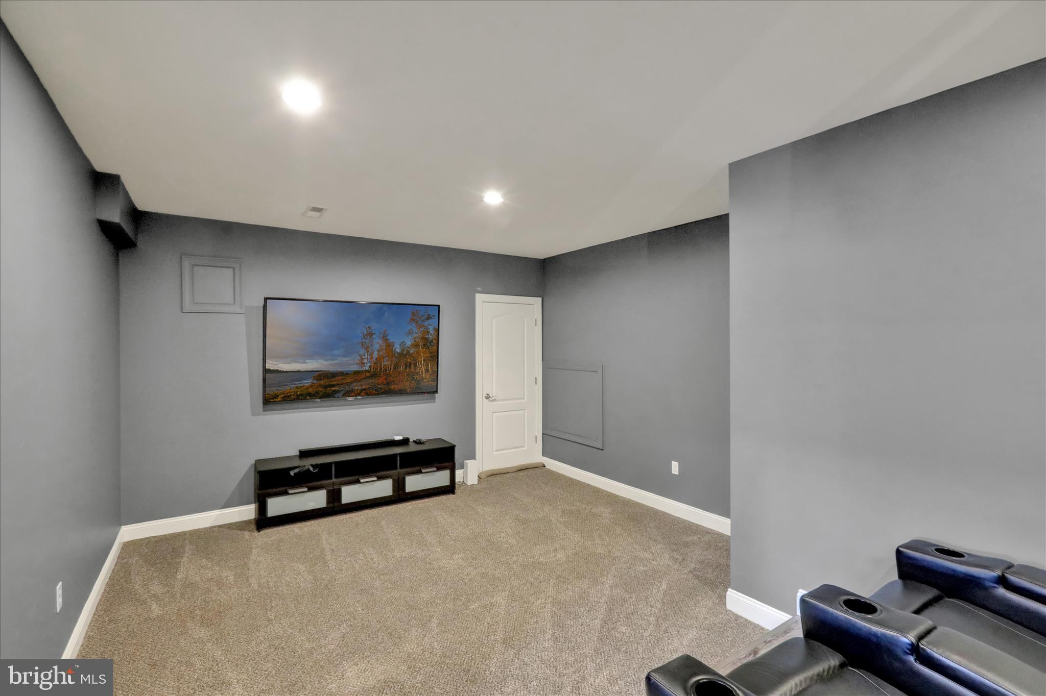 LEDERACH GOLF FAIRWY - Residential