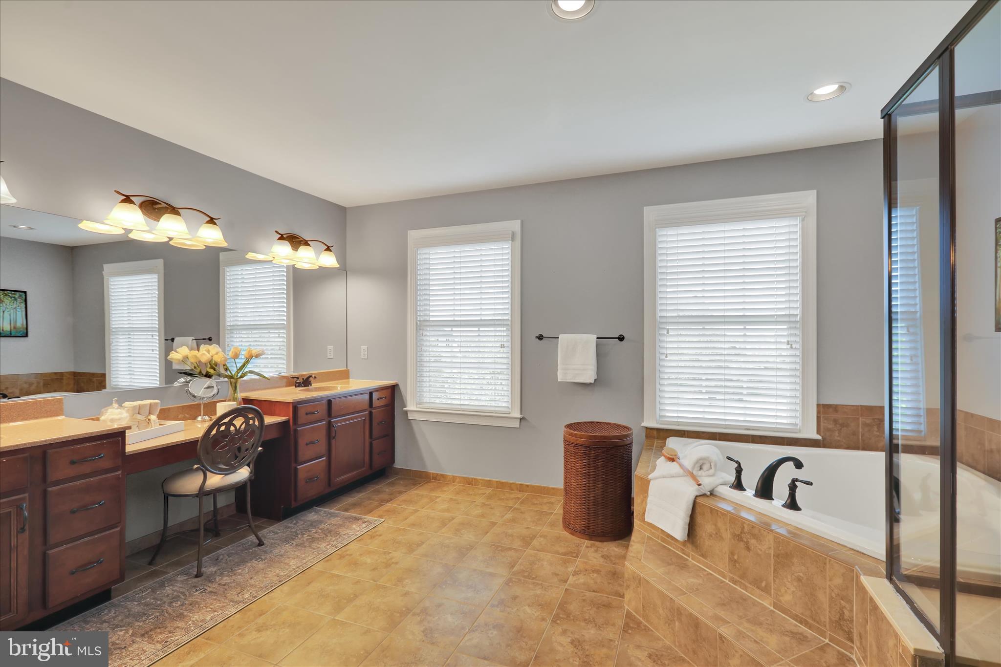 LEDERACH GOLF FAIRWY - Residential