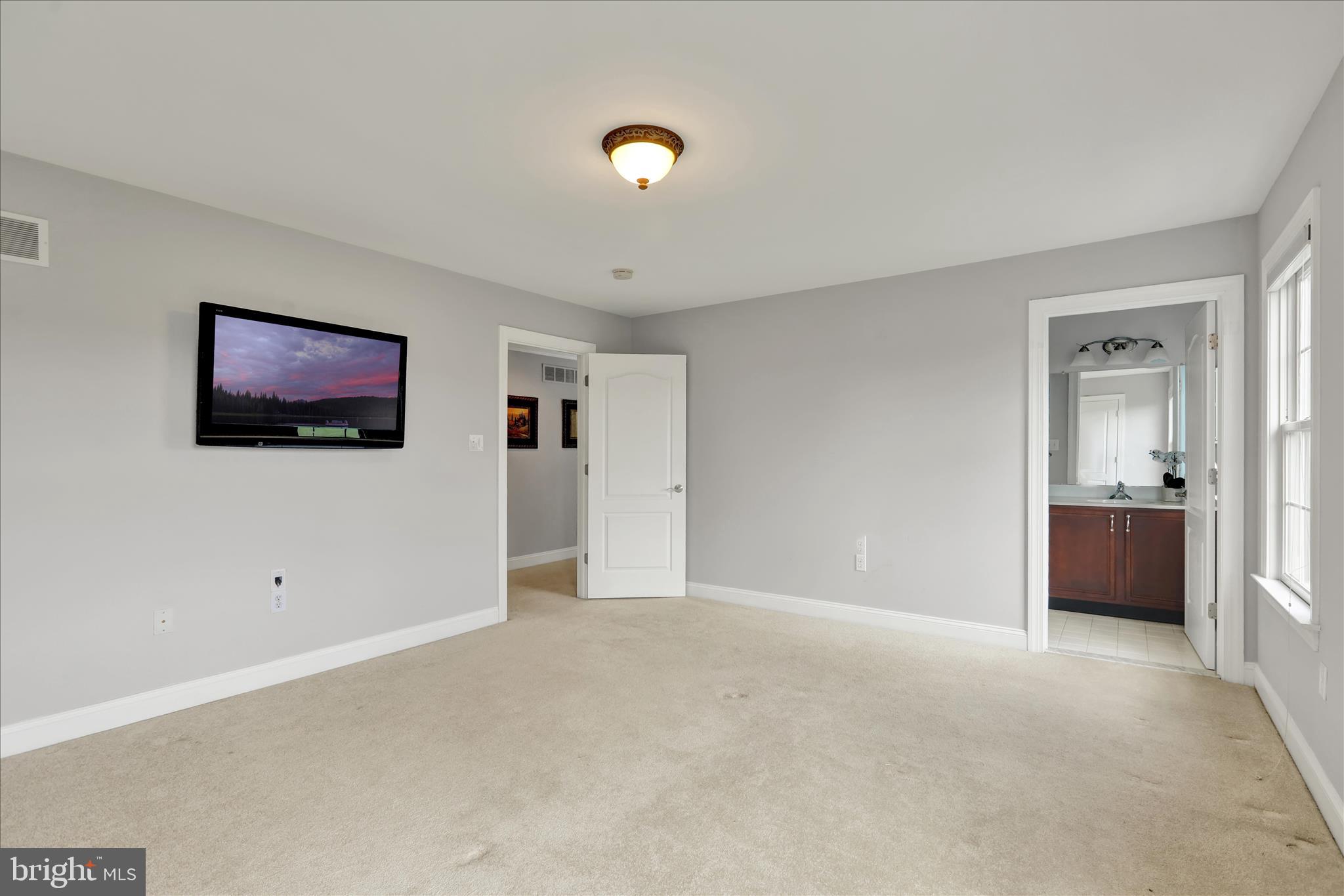 LEDERACH GOLF FAIRWY - Residential