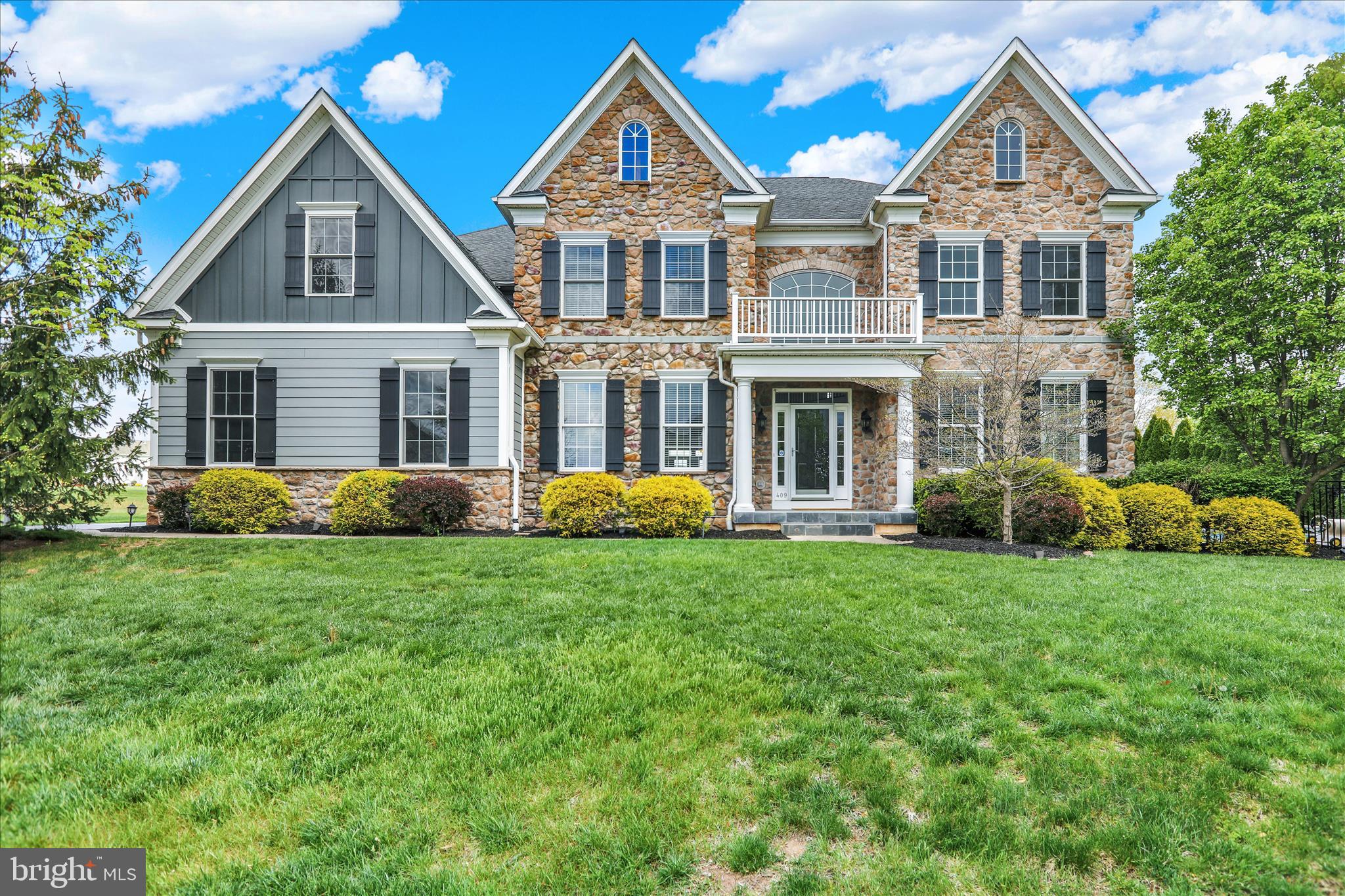 LEDERACH GOLF FAIRWY - Residential