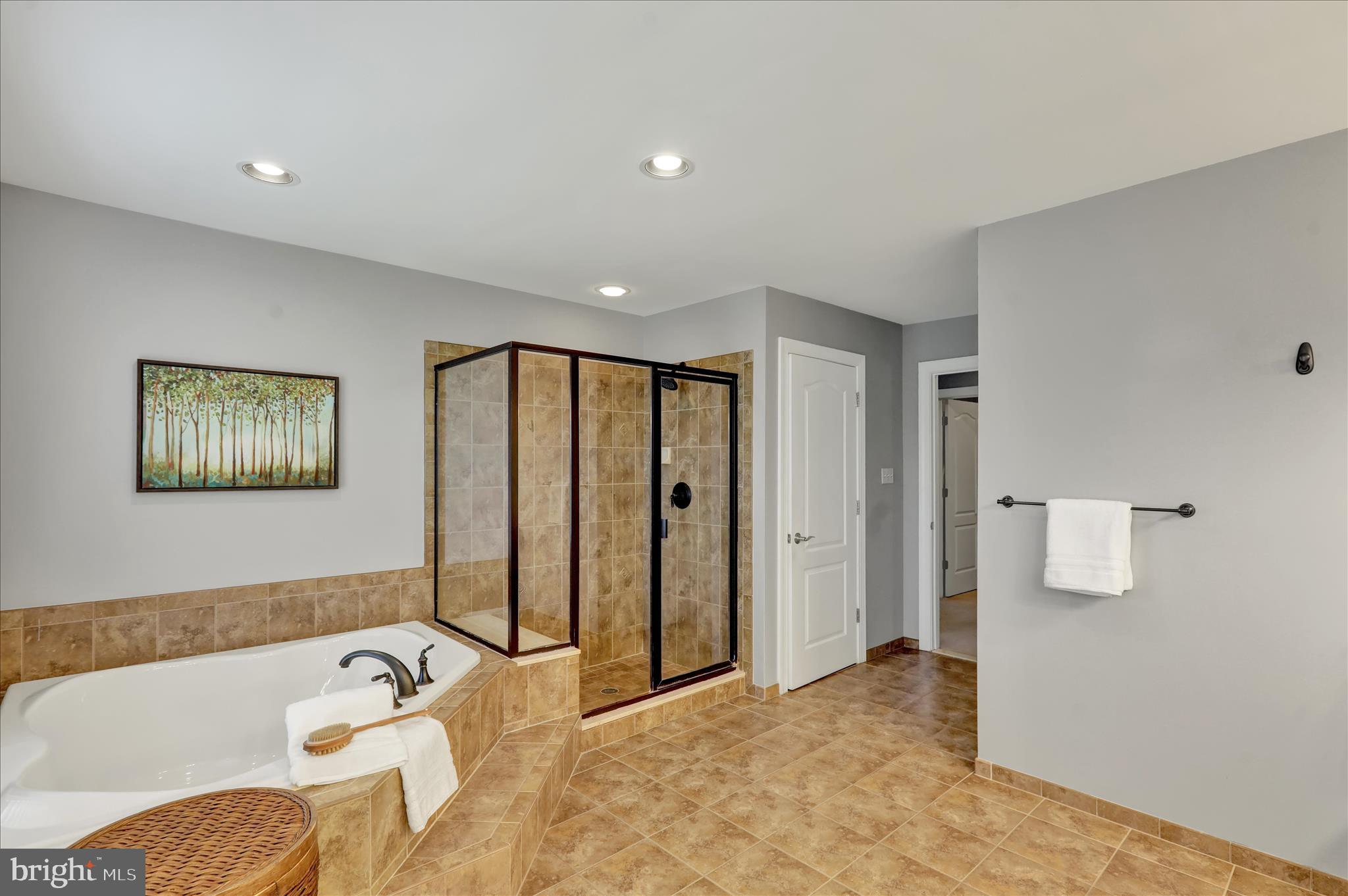 LEDERACH GOLF FAIRWY - Residential