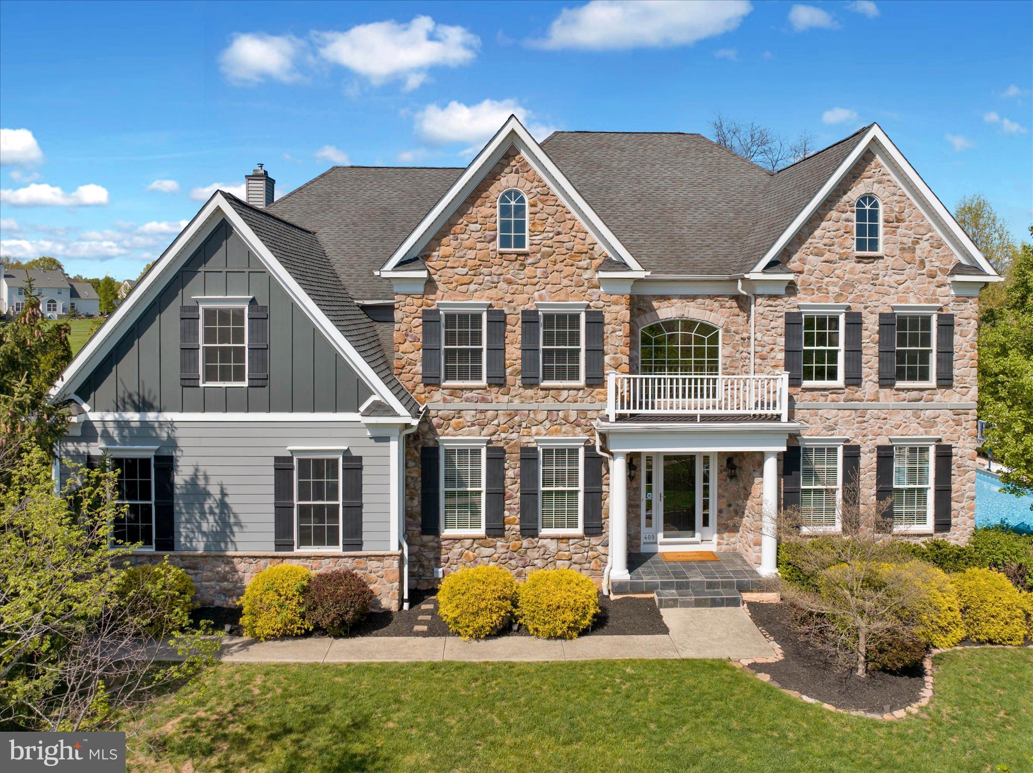 LEDERACH GOLF FAIRWY - Residential