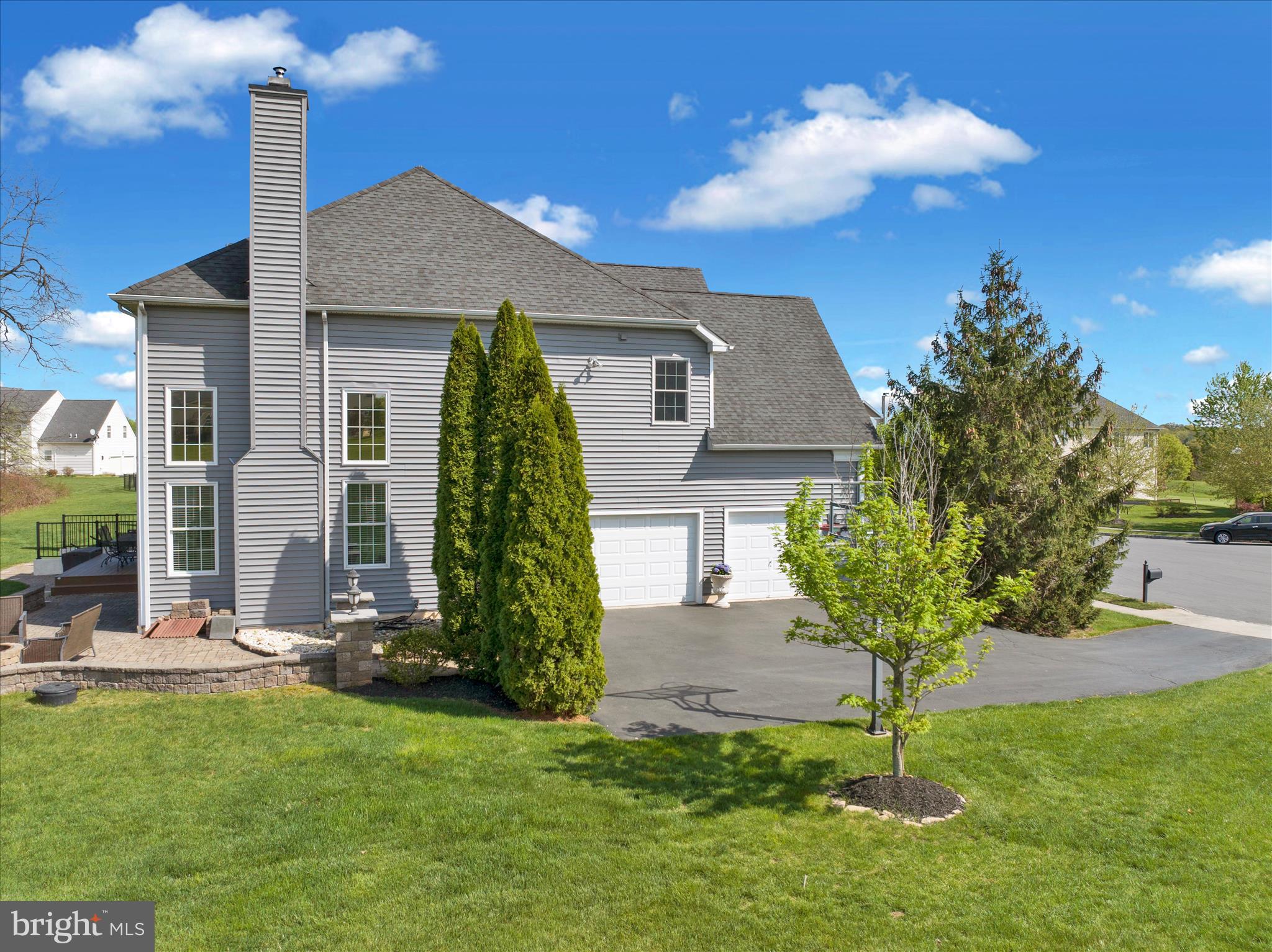 LEDERACH GOLF FAIRWY - Residential