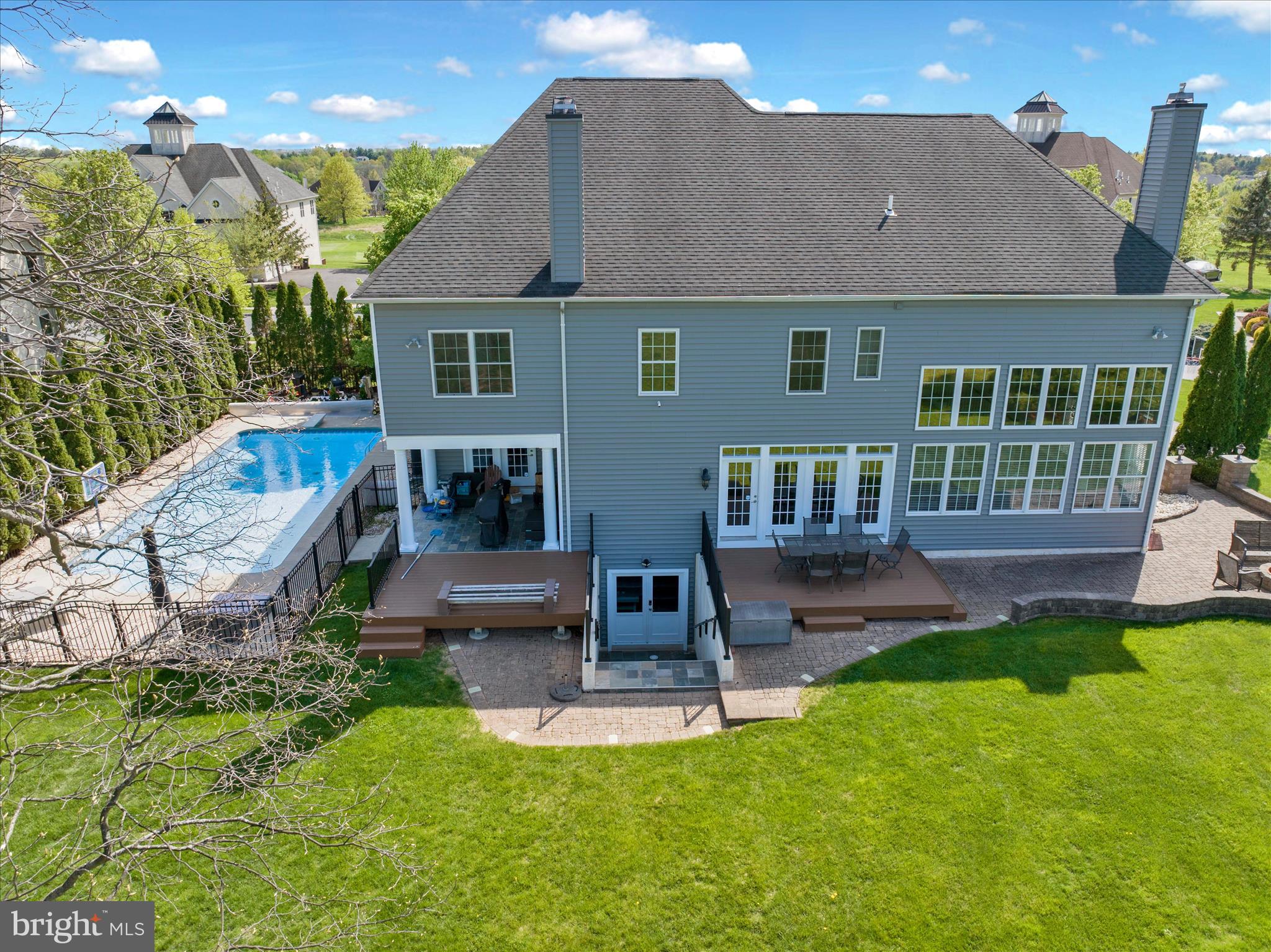 LEDERACH GOLF FAIRWY - Residential