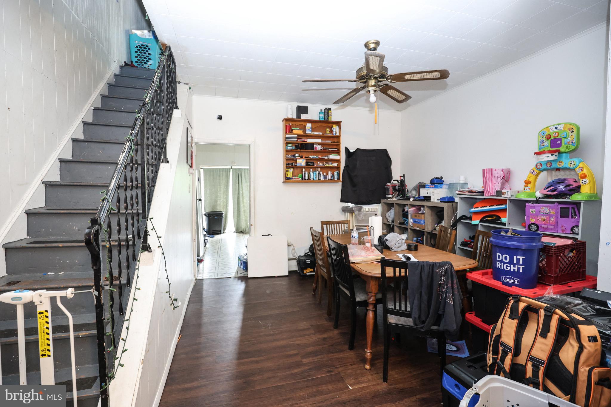 8 S 19TH STREET