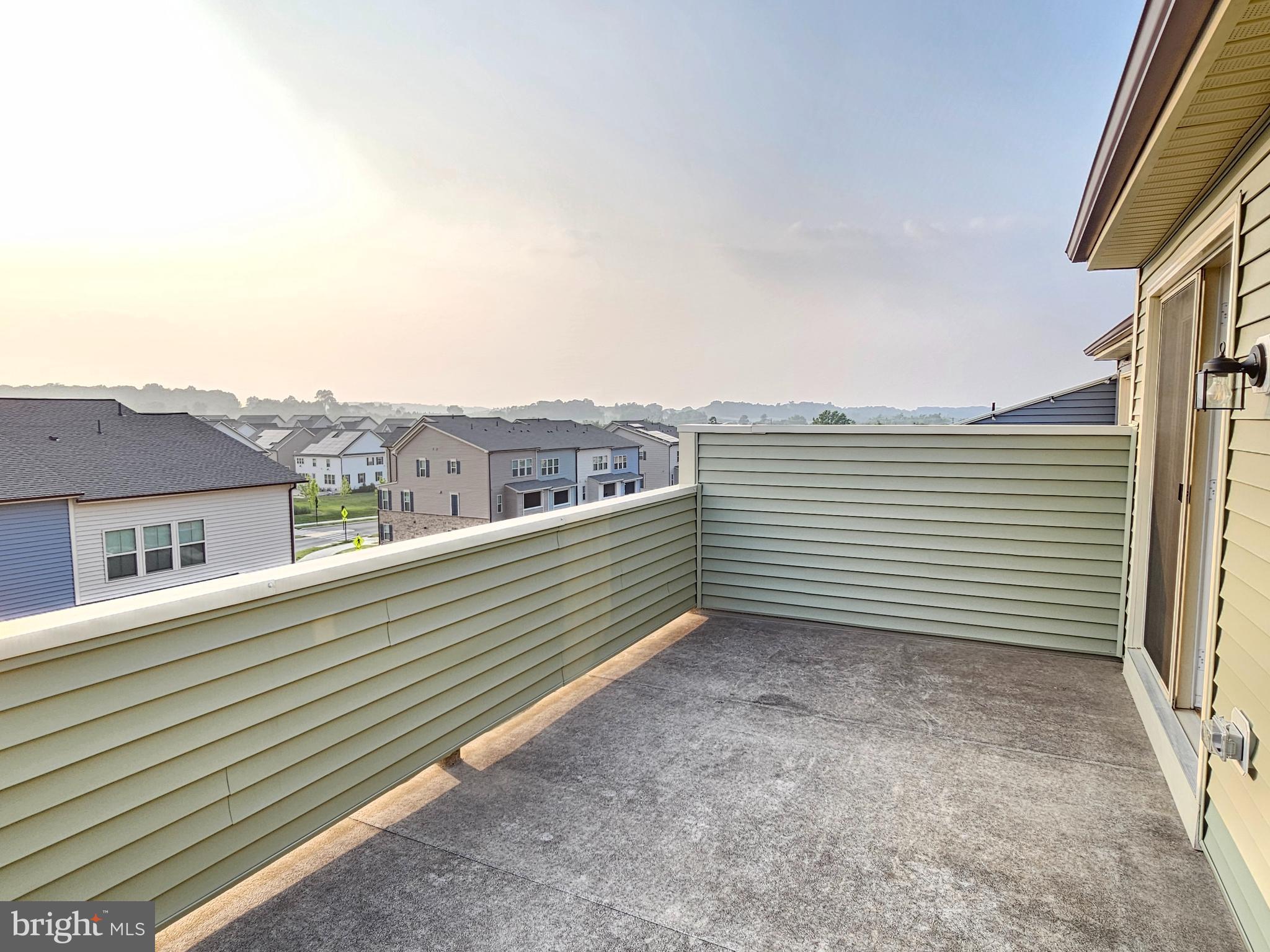 VILLAGES OF URBANA - Residential Lease