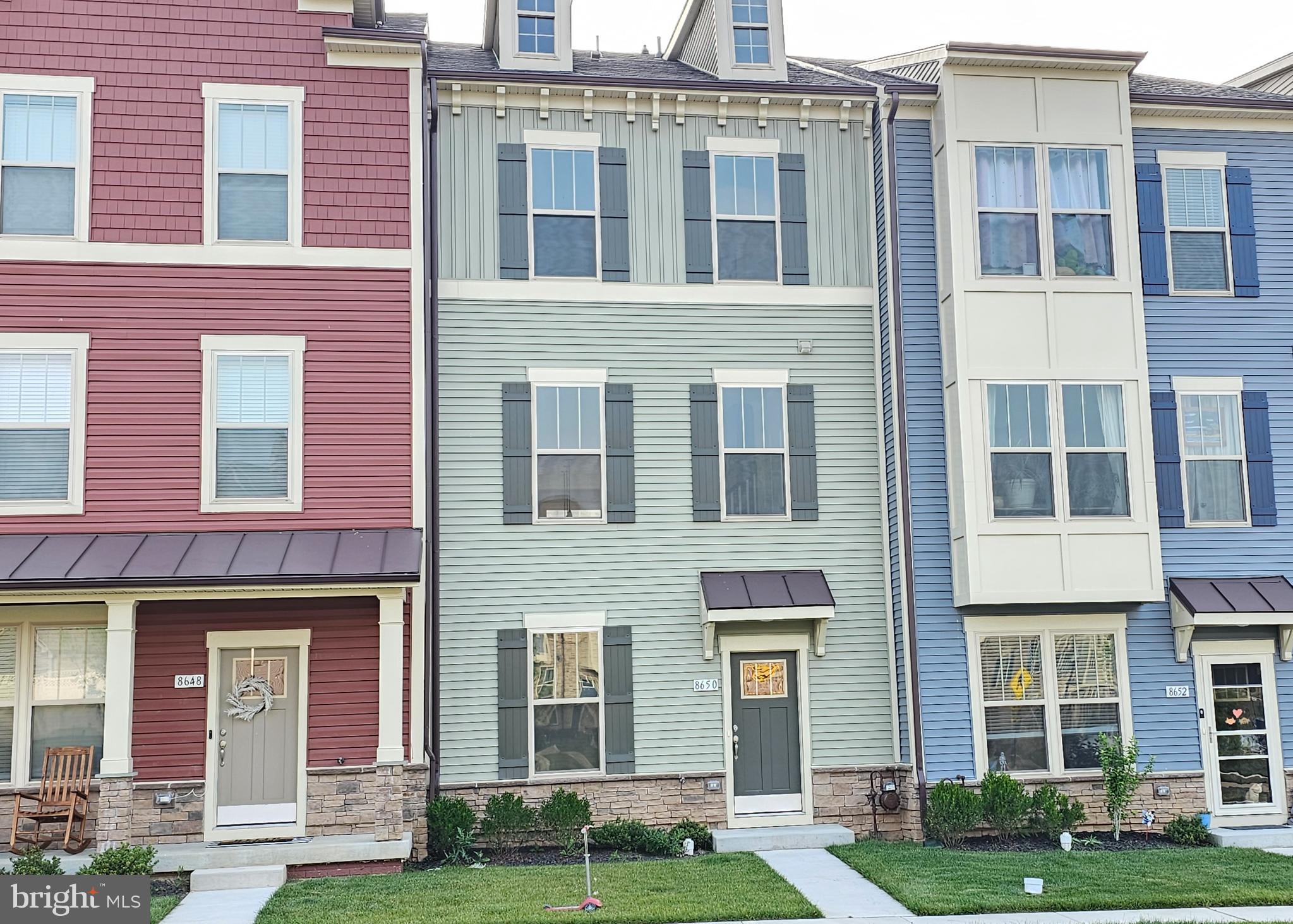 VILLAGES OF URBANA - Residential Lease