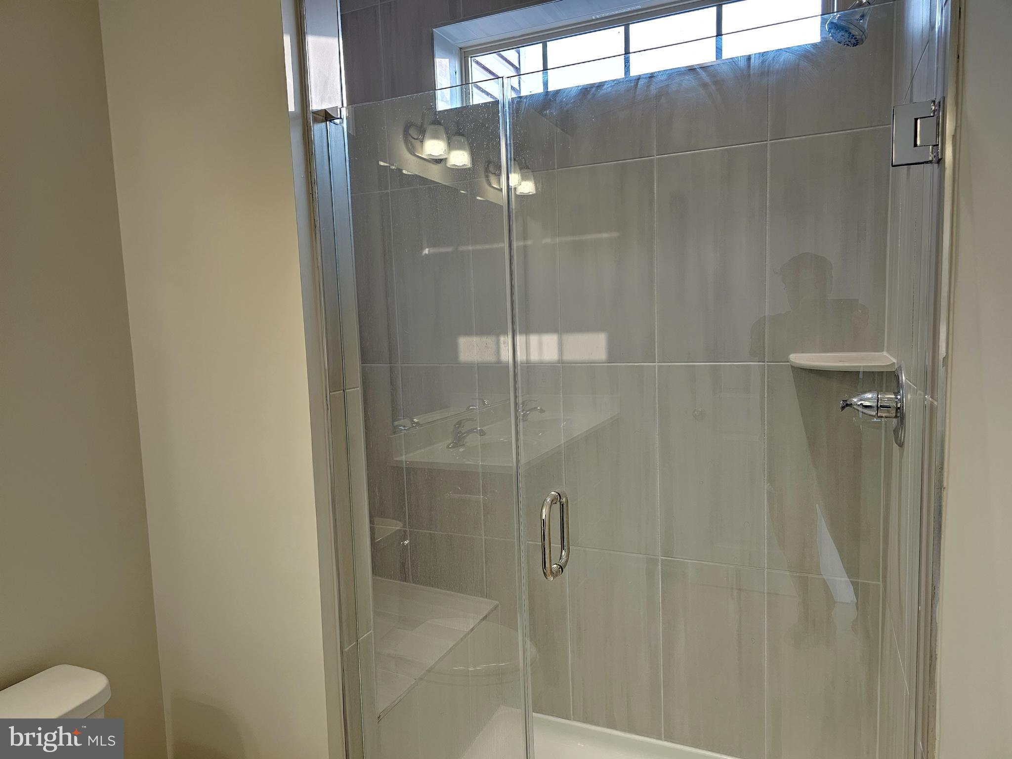 VILLAGES OF URBANA - Residential Lease