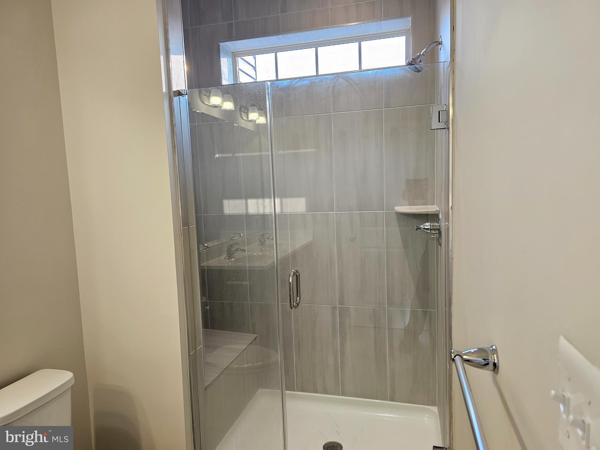 VILLAGES OF URBANA - Residential Lease