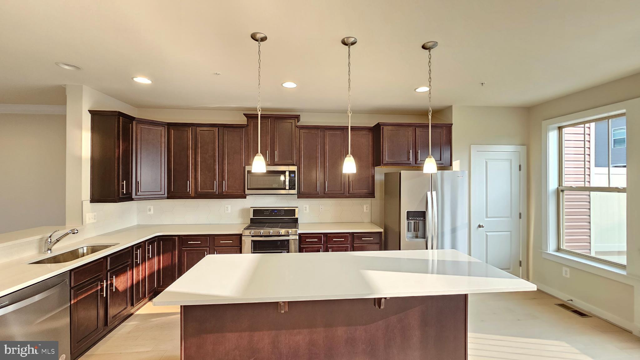 VILLAGES OF URBANA - Residential Lease