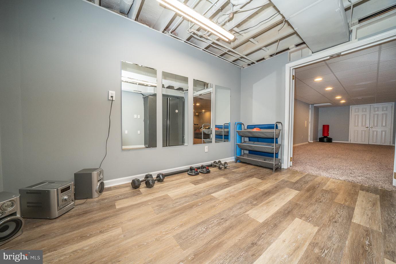 RADNOR CHASE - Residential