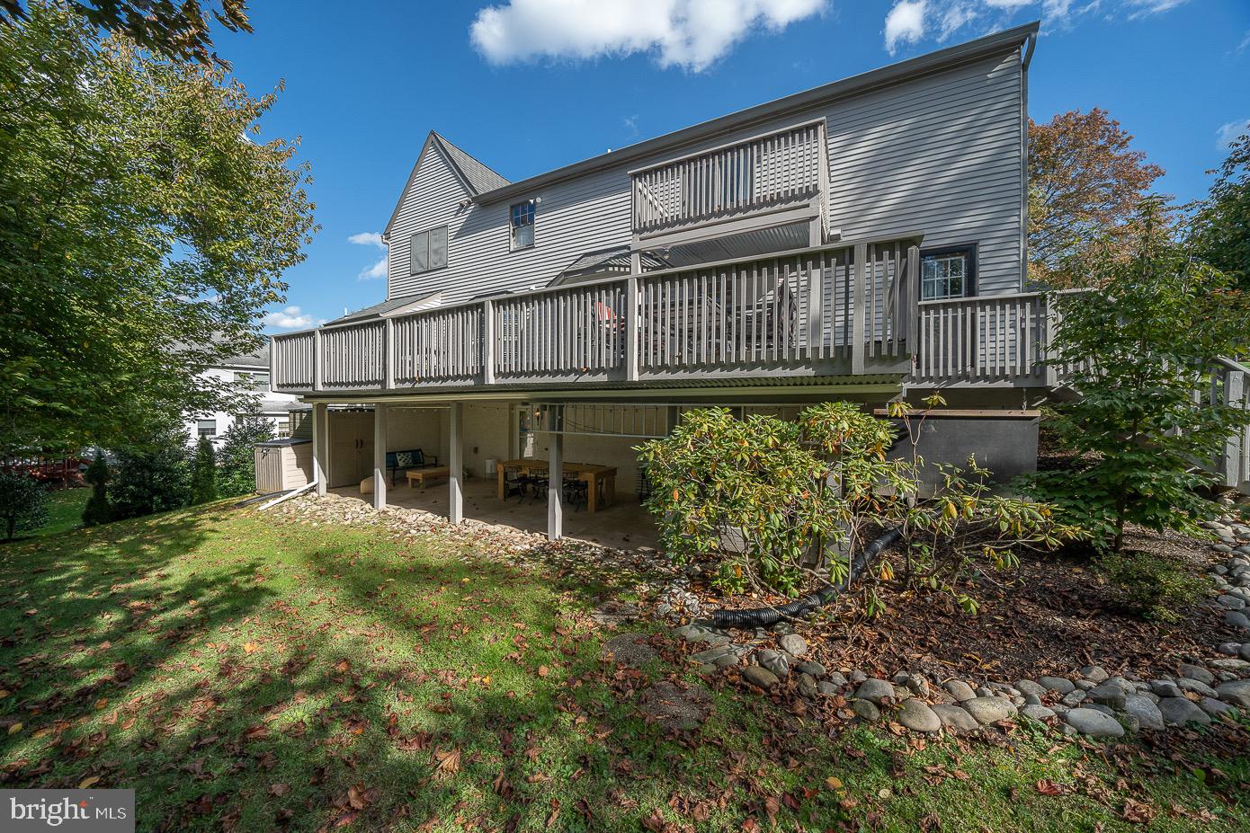 RADNOR CHASE - Residential