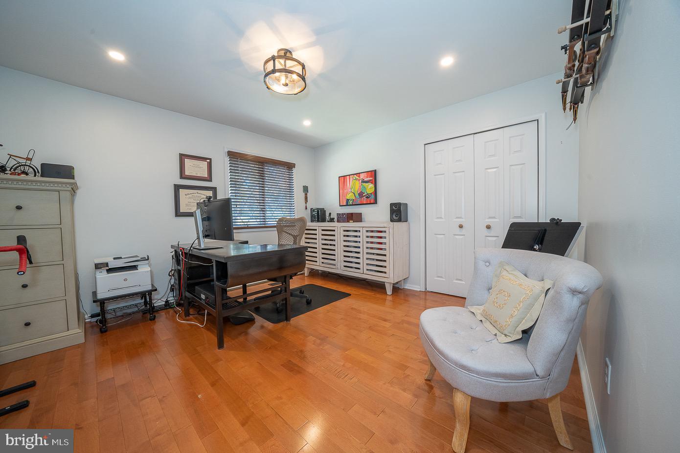 RADNOR CHASE - Residential