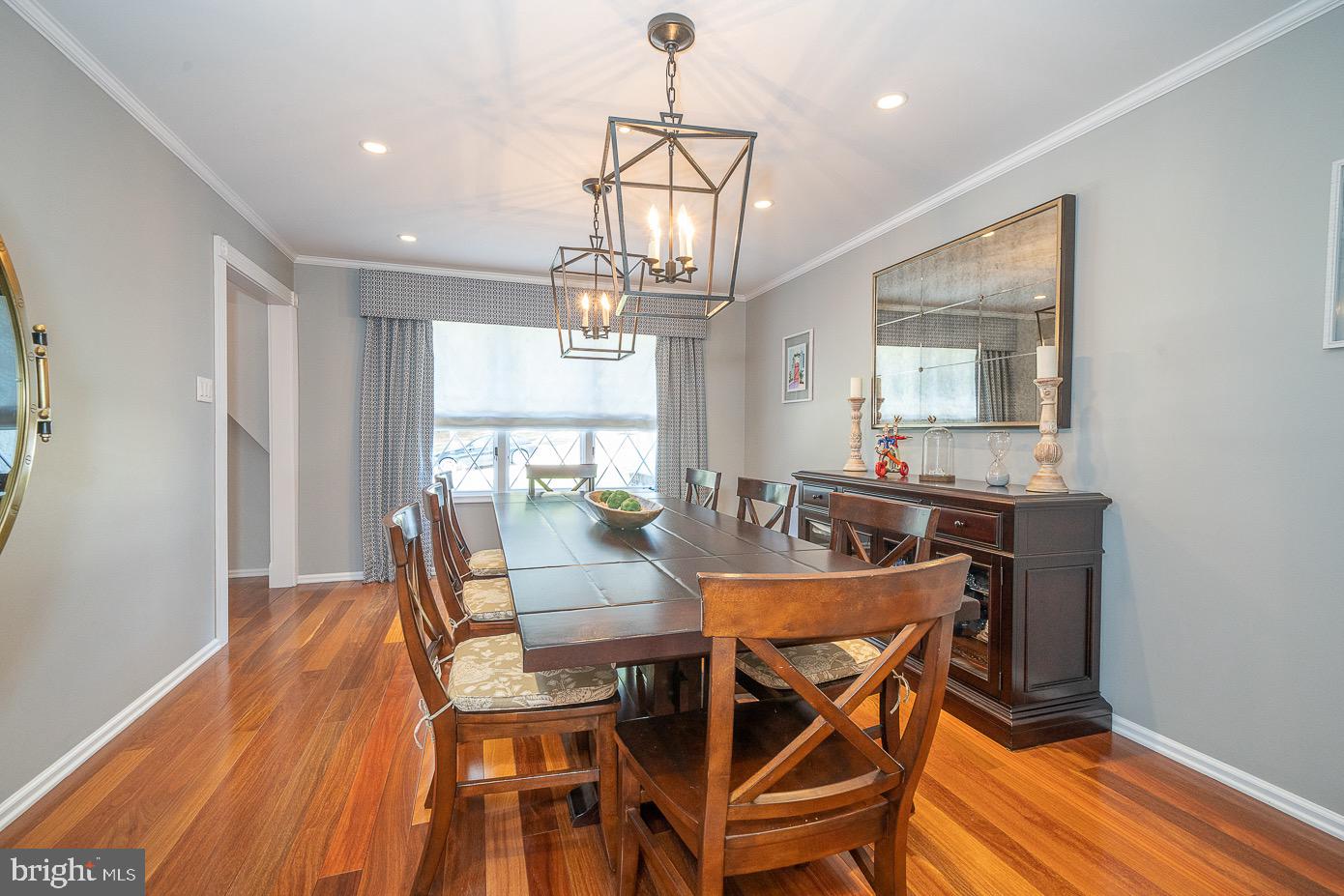 RADNOR CHASE - Residential