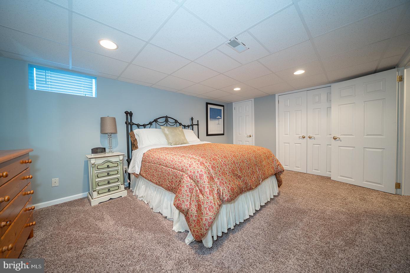 RADNOR CHASE - Residential