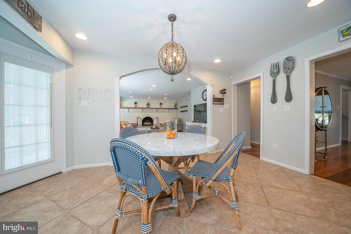 RADNOR CHASE - Residential